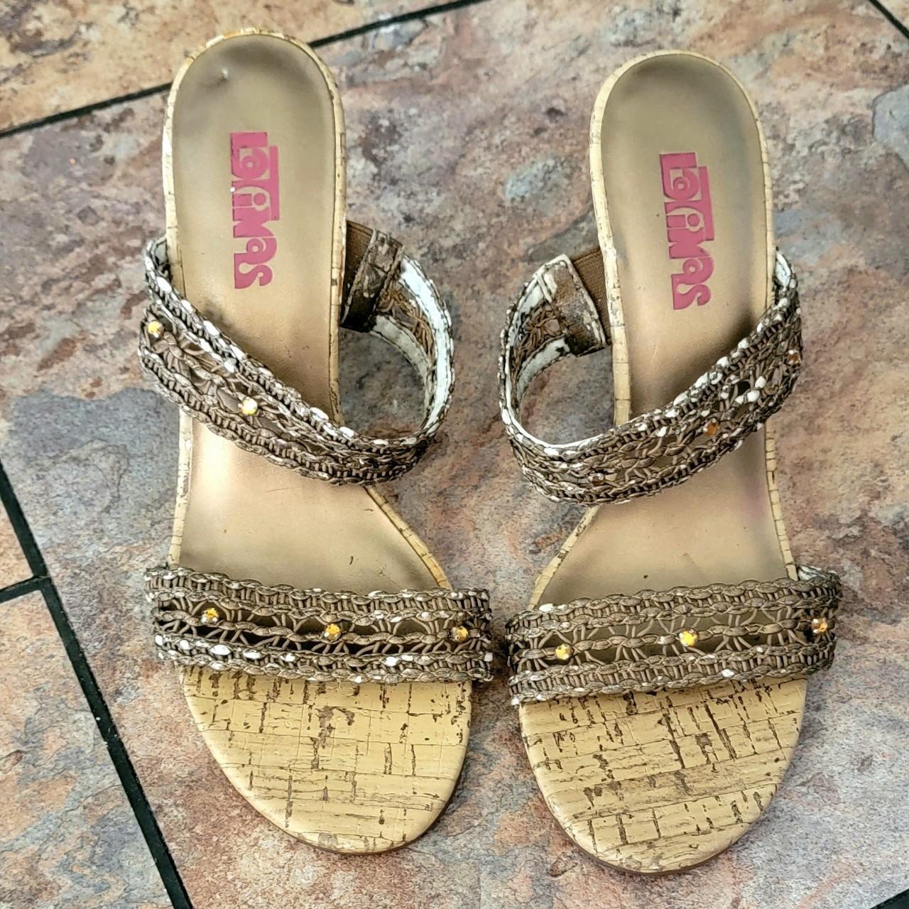 Gold sandals best sale size 8