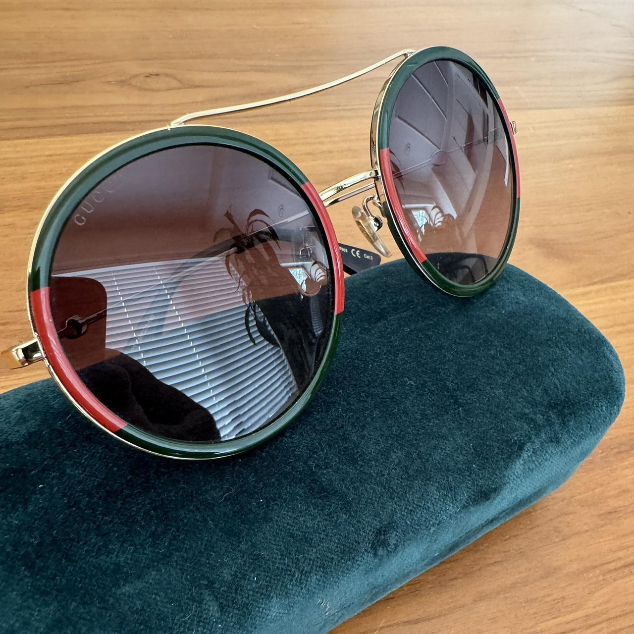 Gucci GG0061S 003 56 is from 2023 collection Made in. Depop