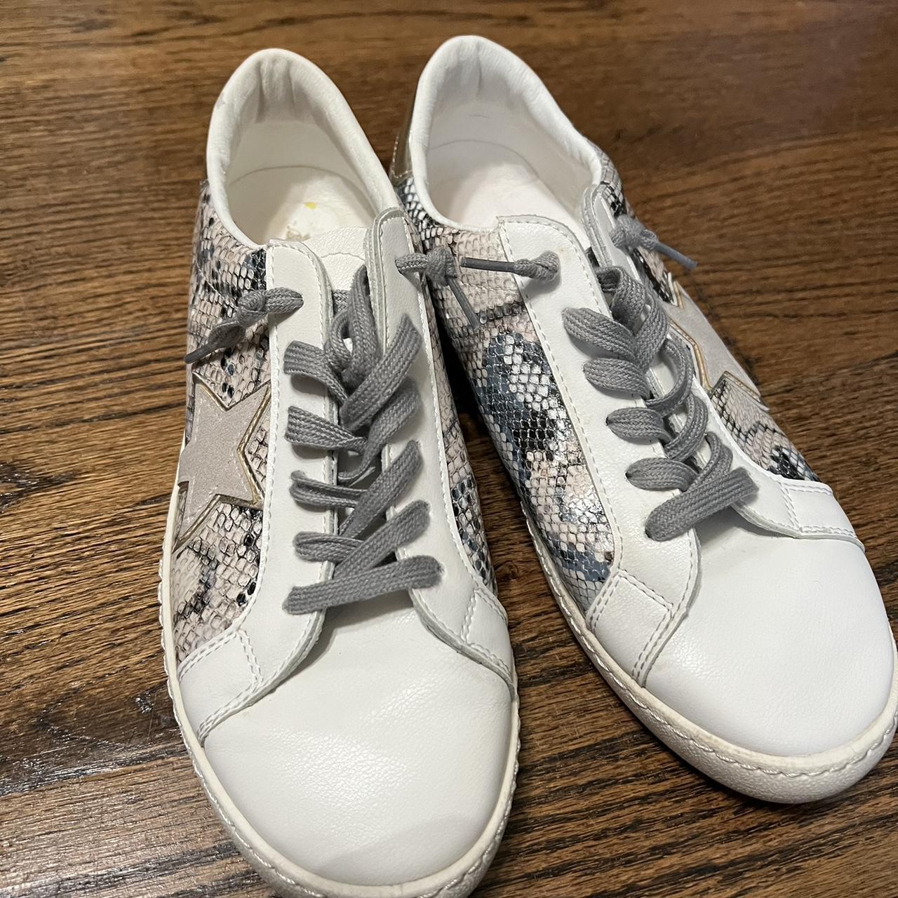 Vintage Havana star patch ( snakeskin accents )size 9 - Depop