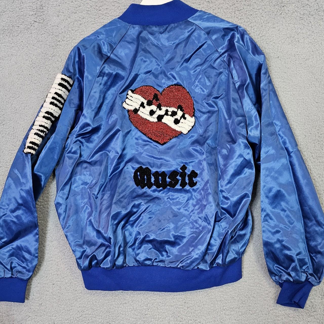 item listed by ser4004