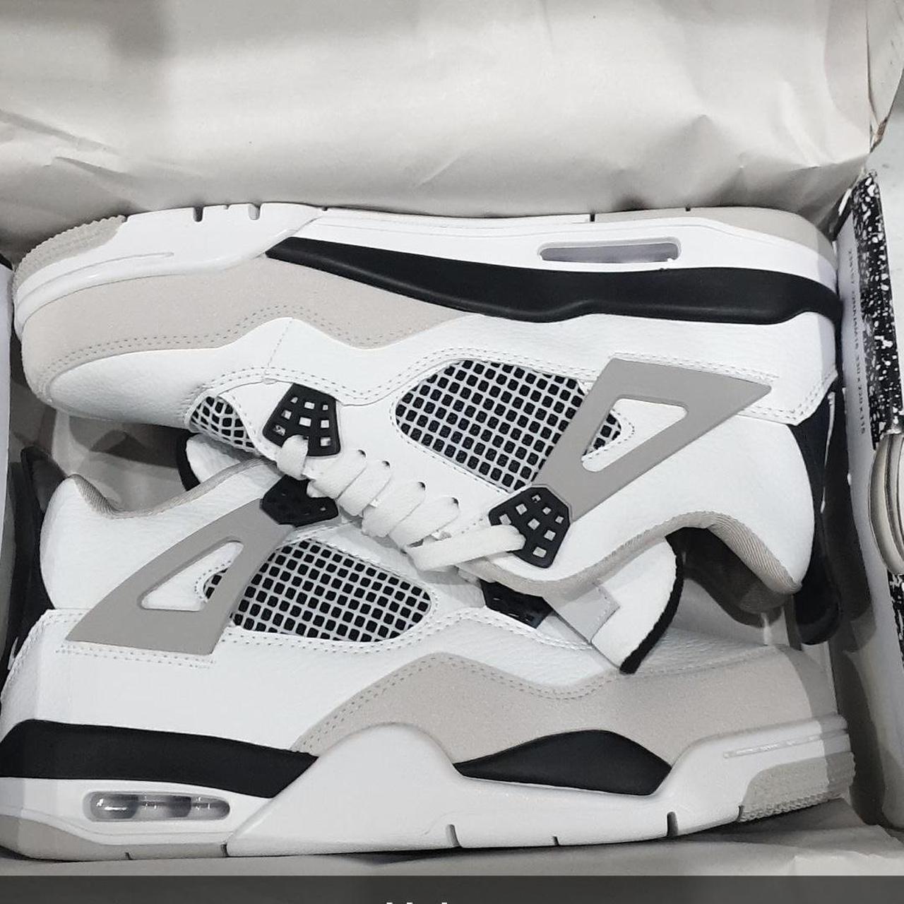blackout 4s jordans