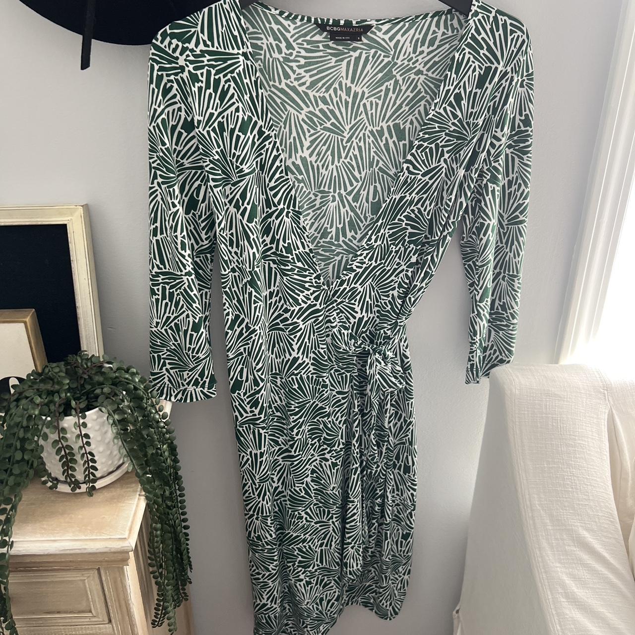 Women s Wrap Dress BCBG MAXAZRIA wrap dress Like Depop