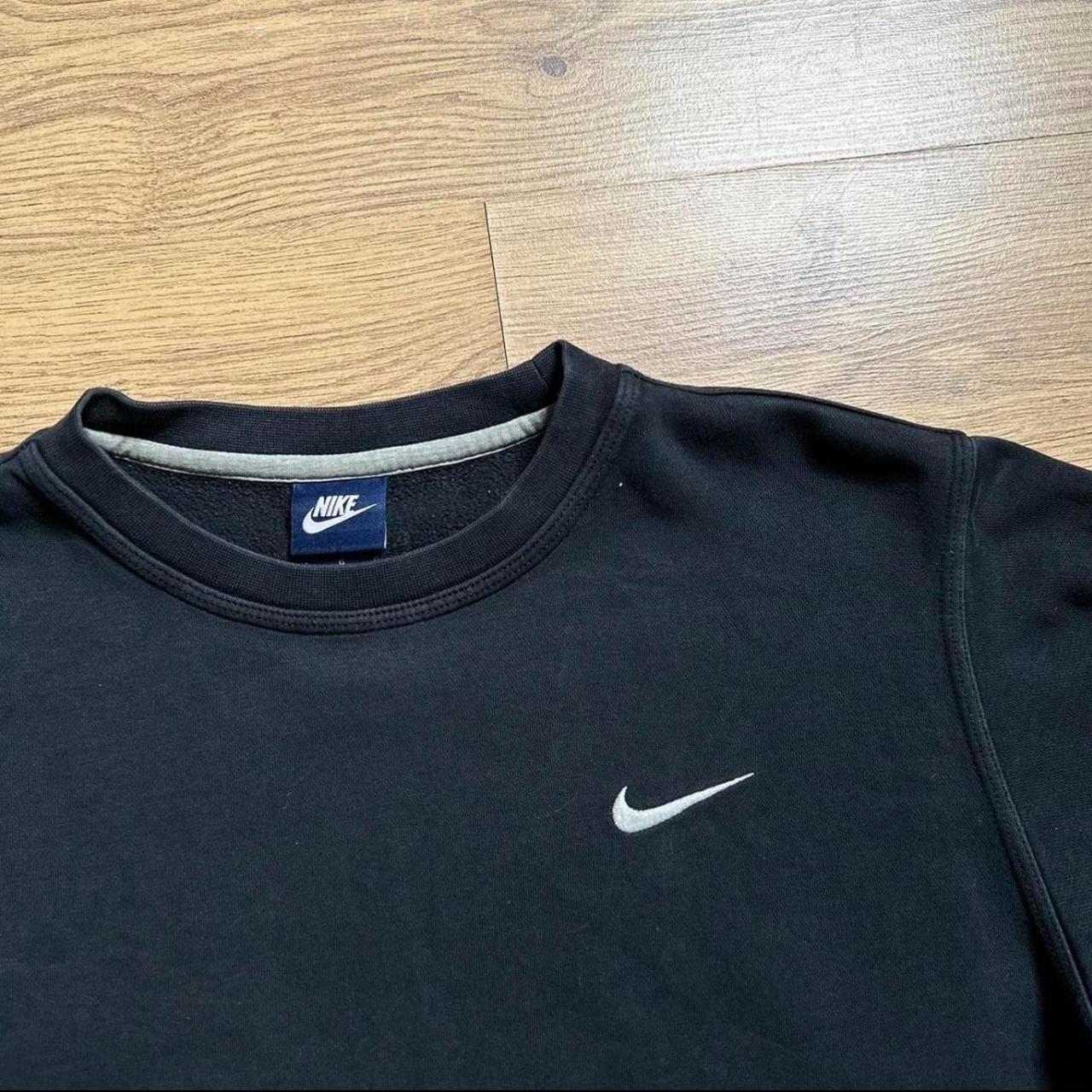 Black nike jumper - Depop