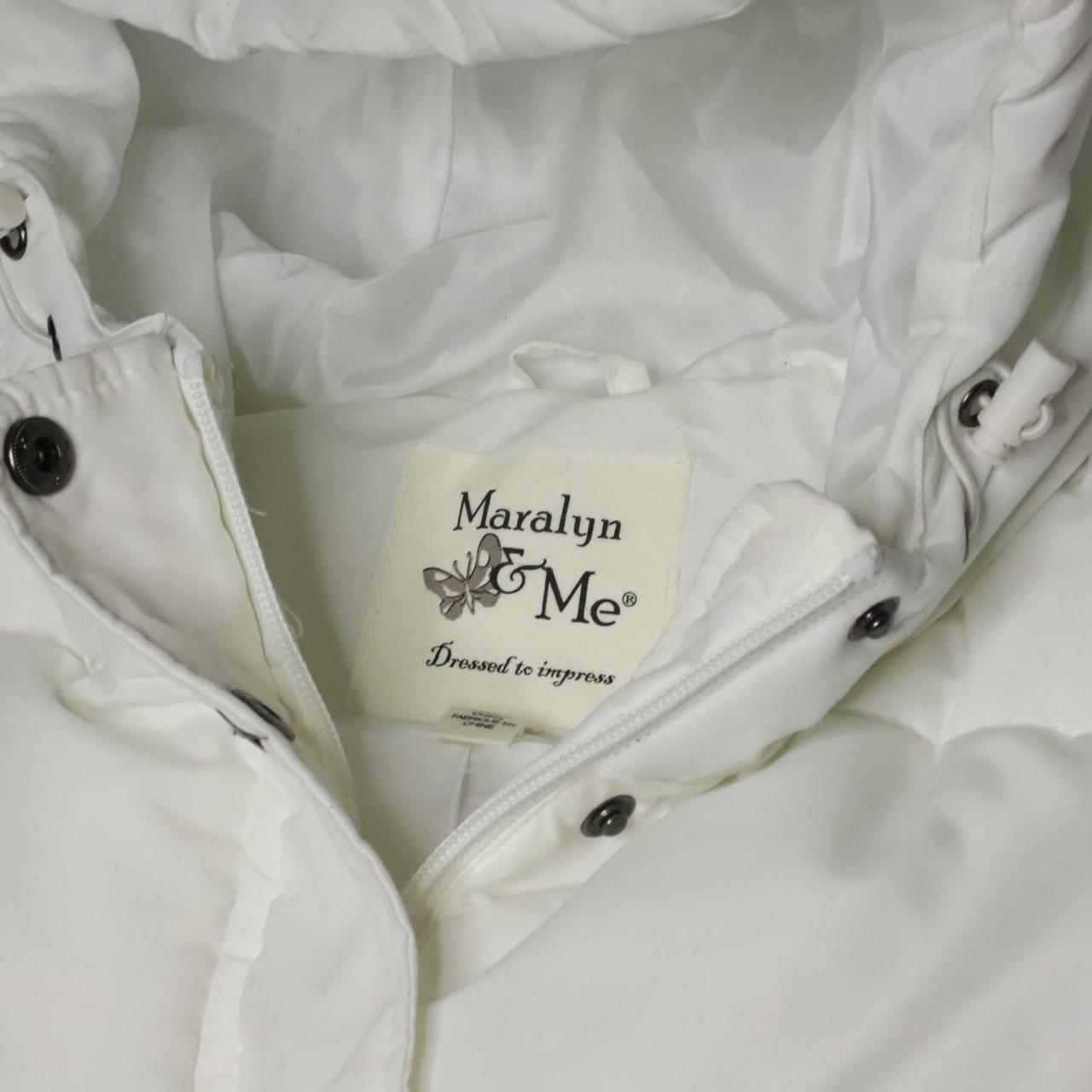 Maralyn & Me Women's White Vest (3)