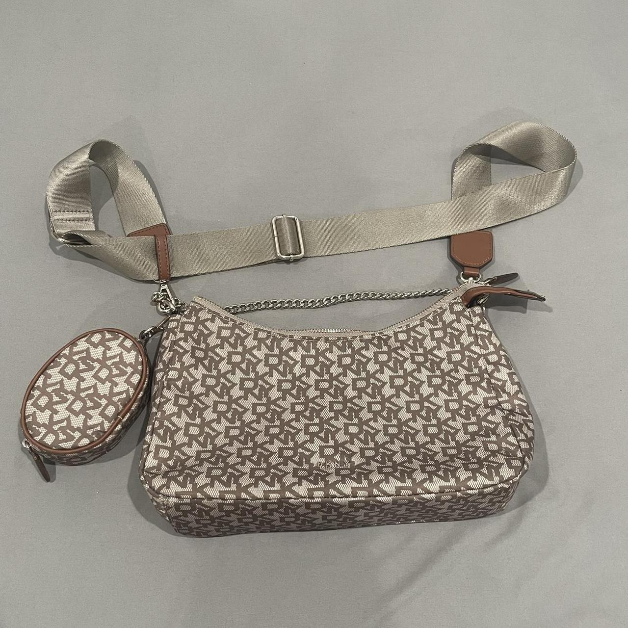 Medium purse hotsell with long strap