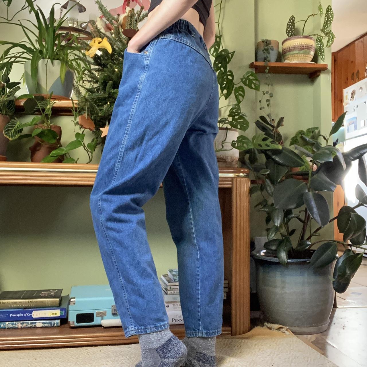 Chic Women's Blue Jeans