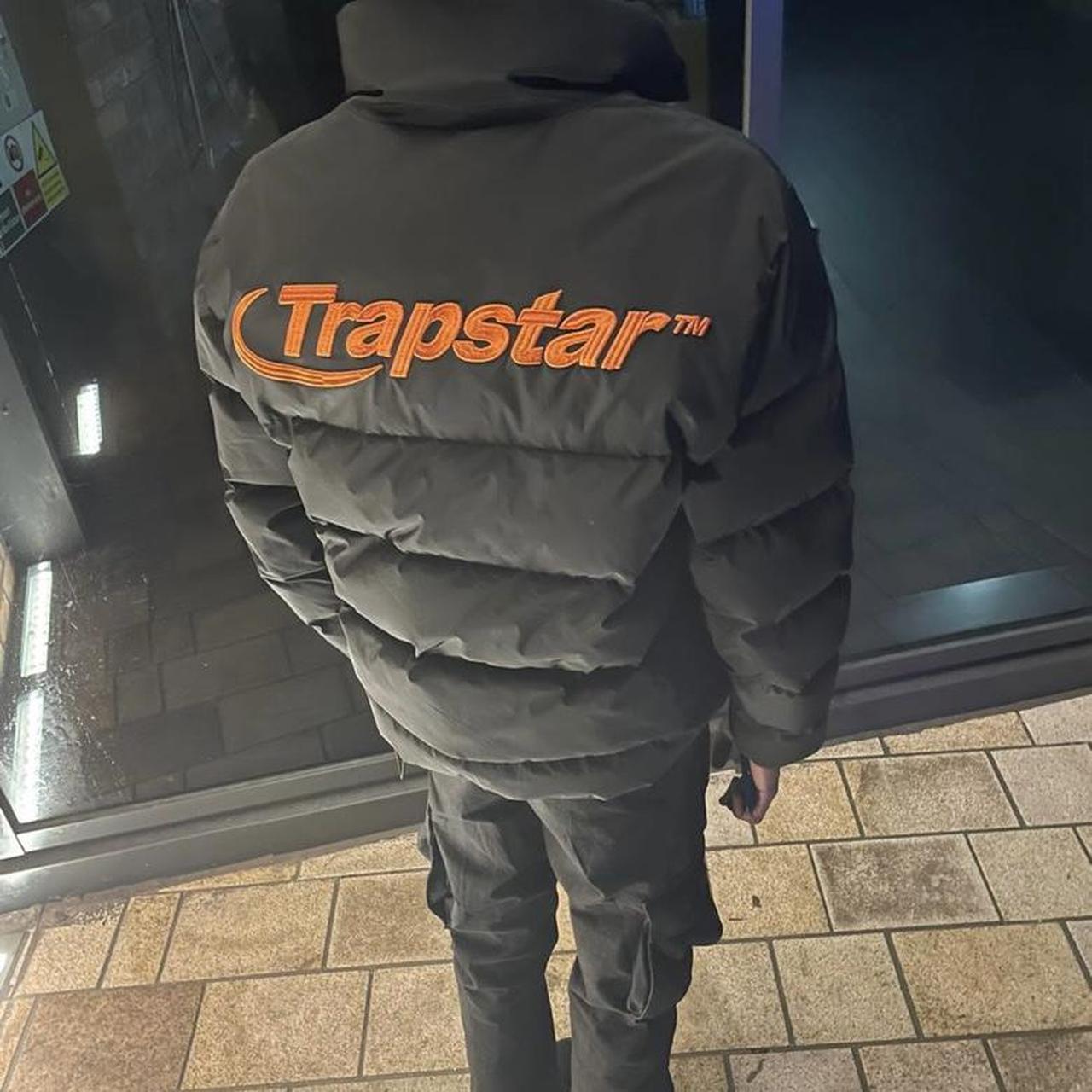 TRAPSTAR HYPERDRIVE PUFFER JACKET BLACK / ORANGE... Depop