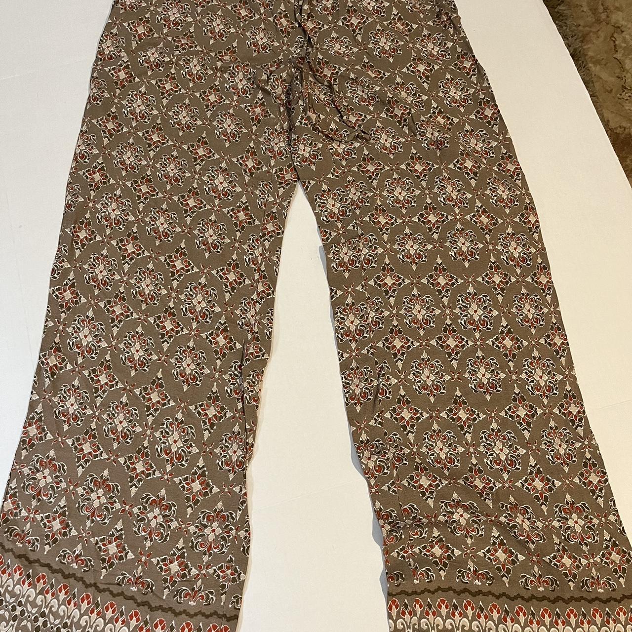 Max hotsell studio pants