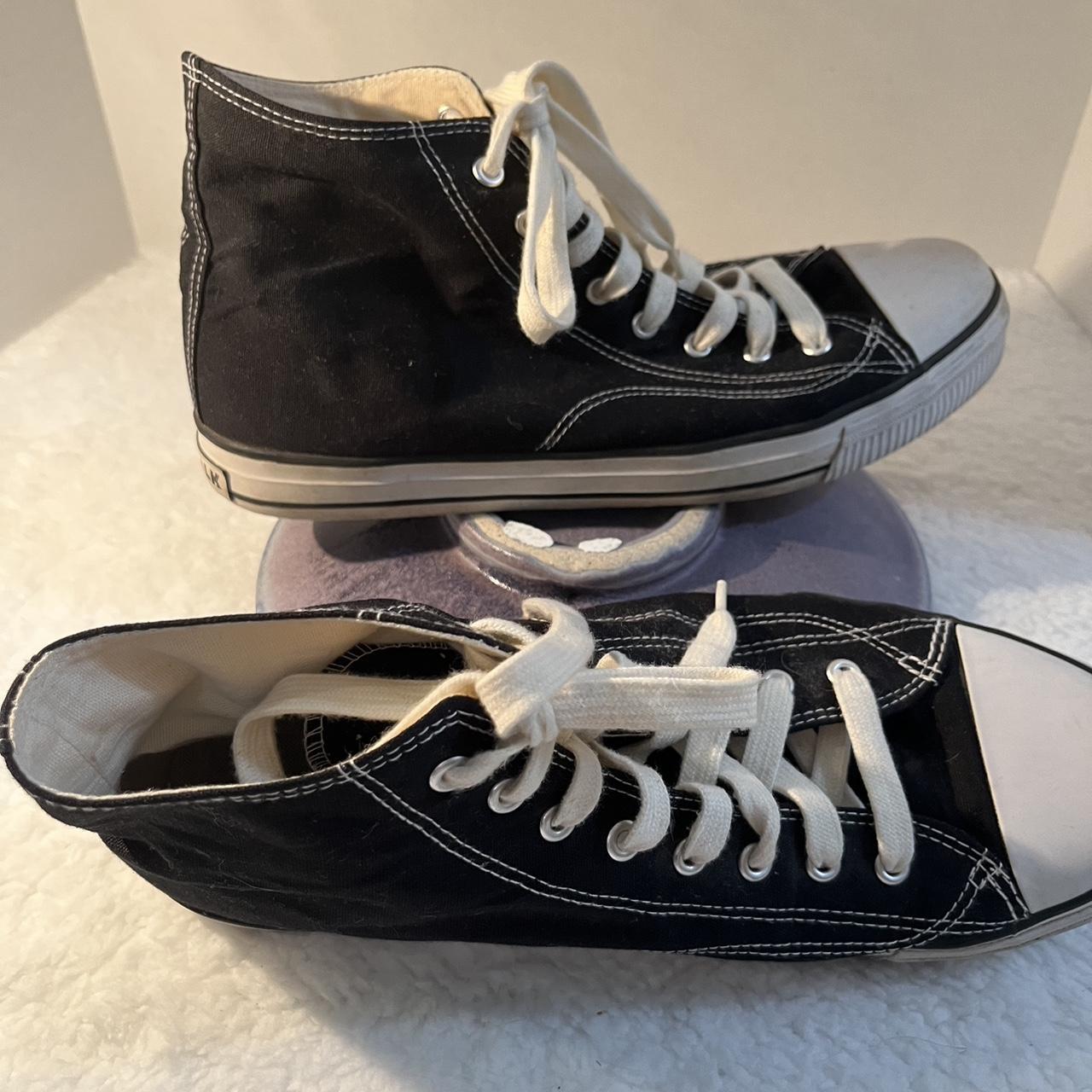 airwalk black trainers