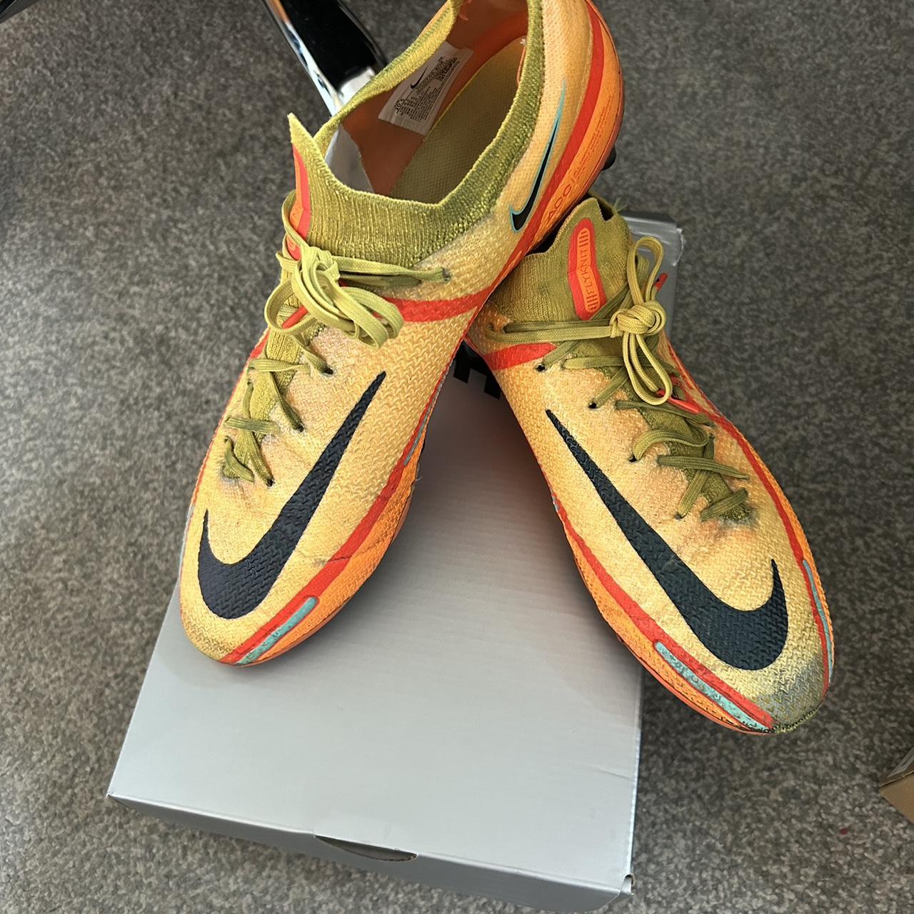 nikeskin phantom football boots