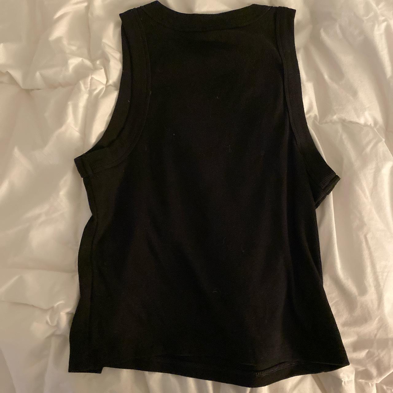 Black old navy tank! - Depop