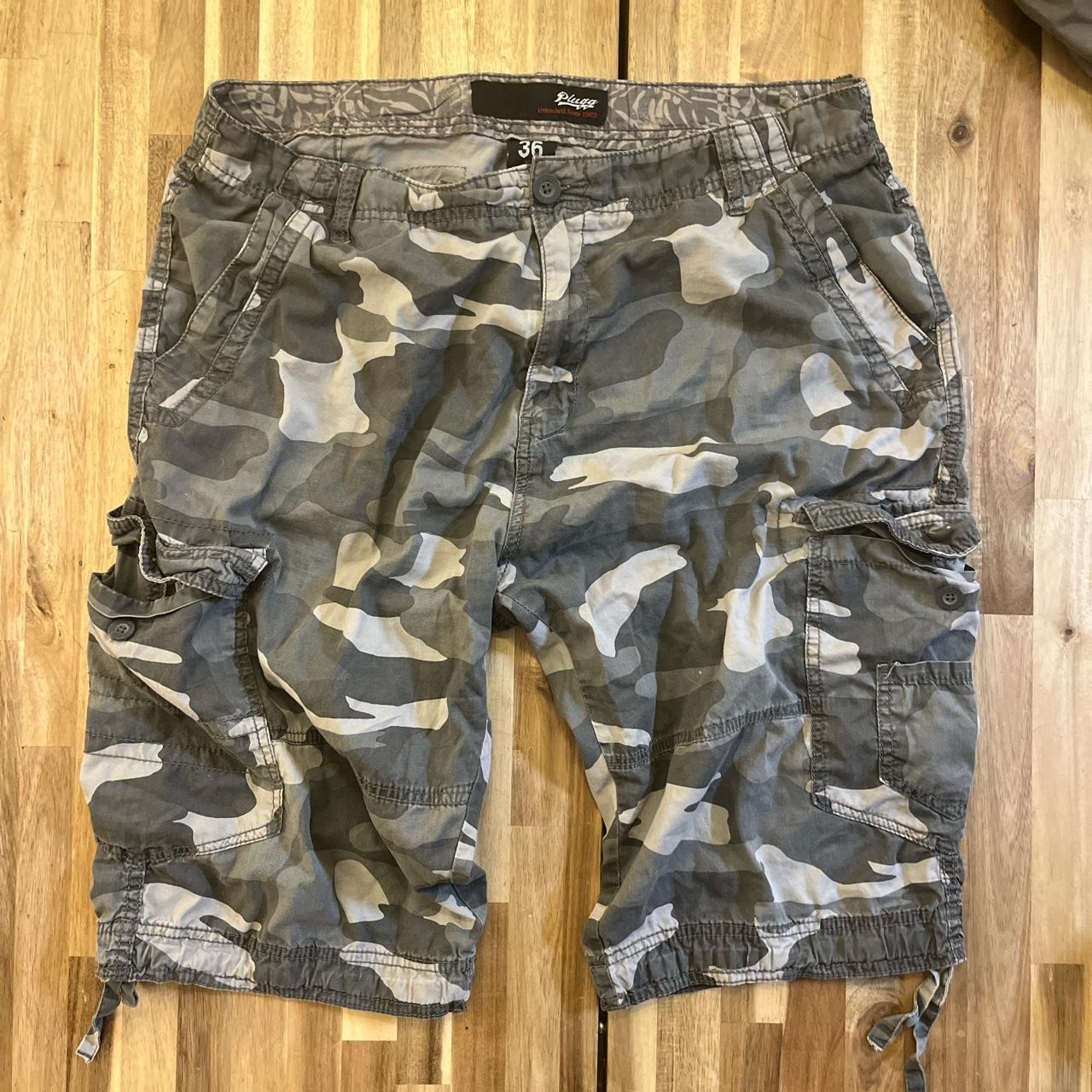 Plugg hot sale camo shorts