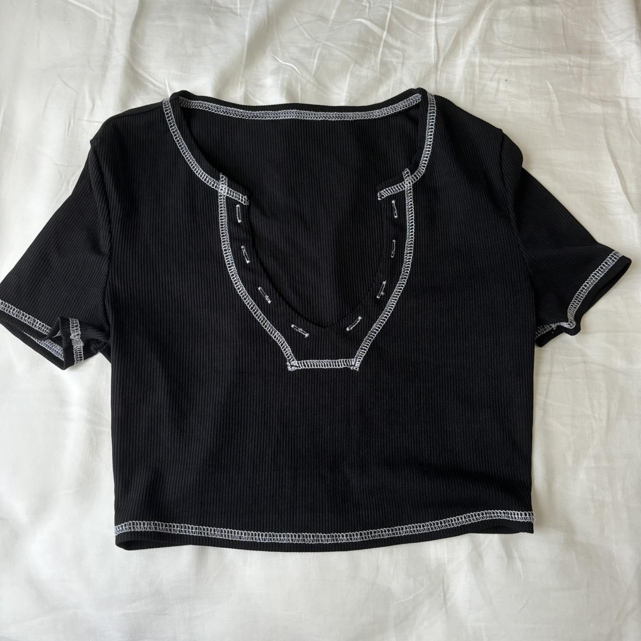 item listed by claudiapirog