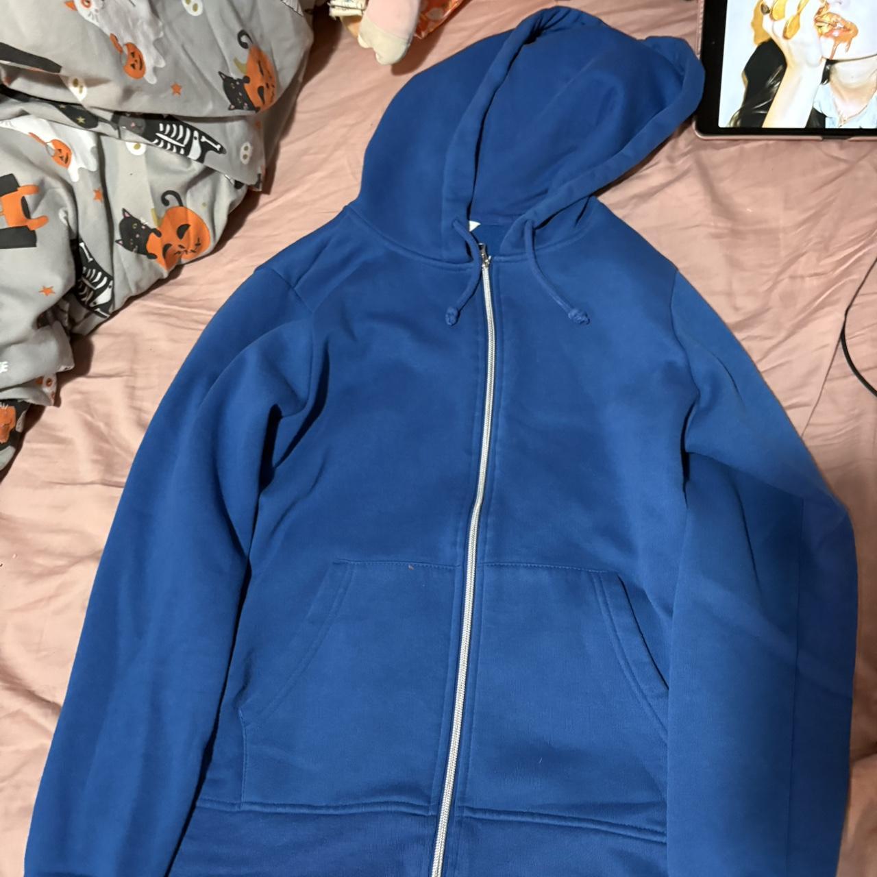 item listed by luvvvnatty