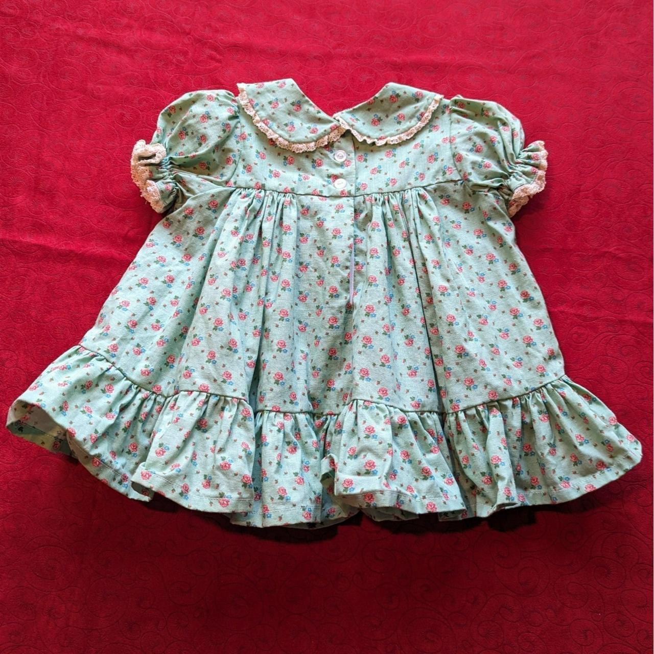 Vintage collared baby dress. Green with a pink... - Depop