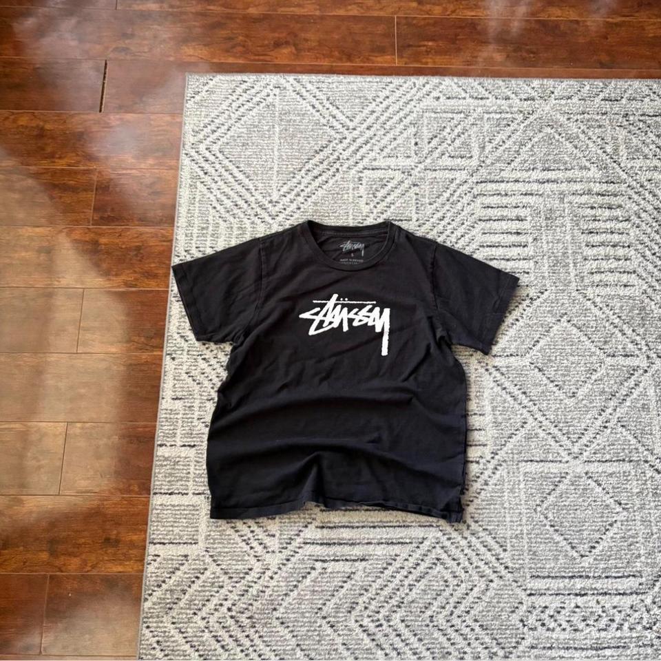 Stussy crop-top - Depop