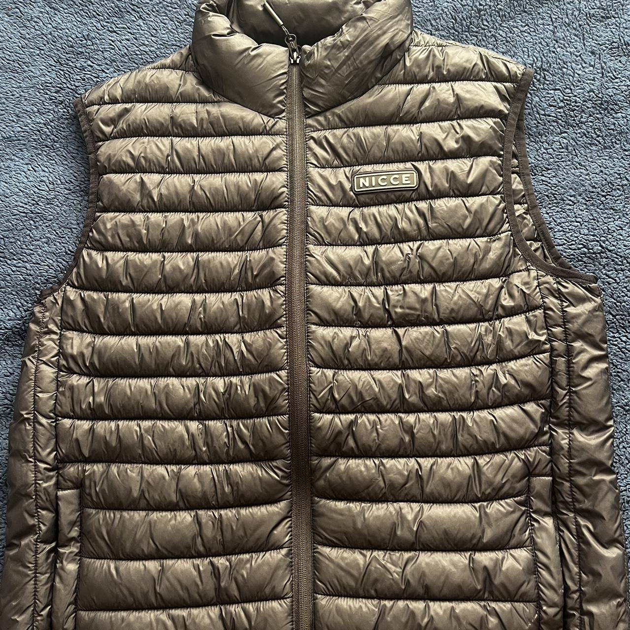 Nice Gilet - Depop