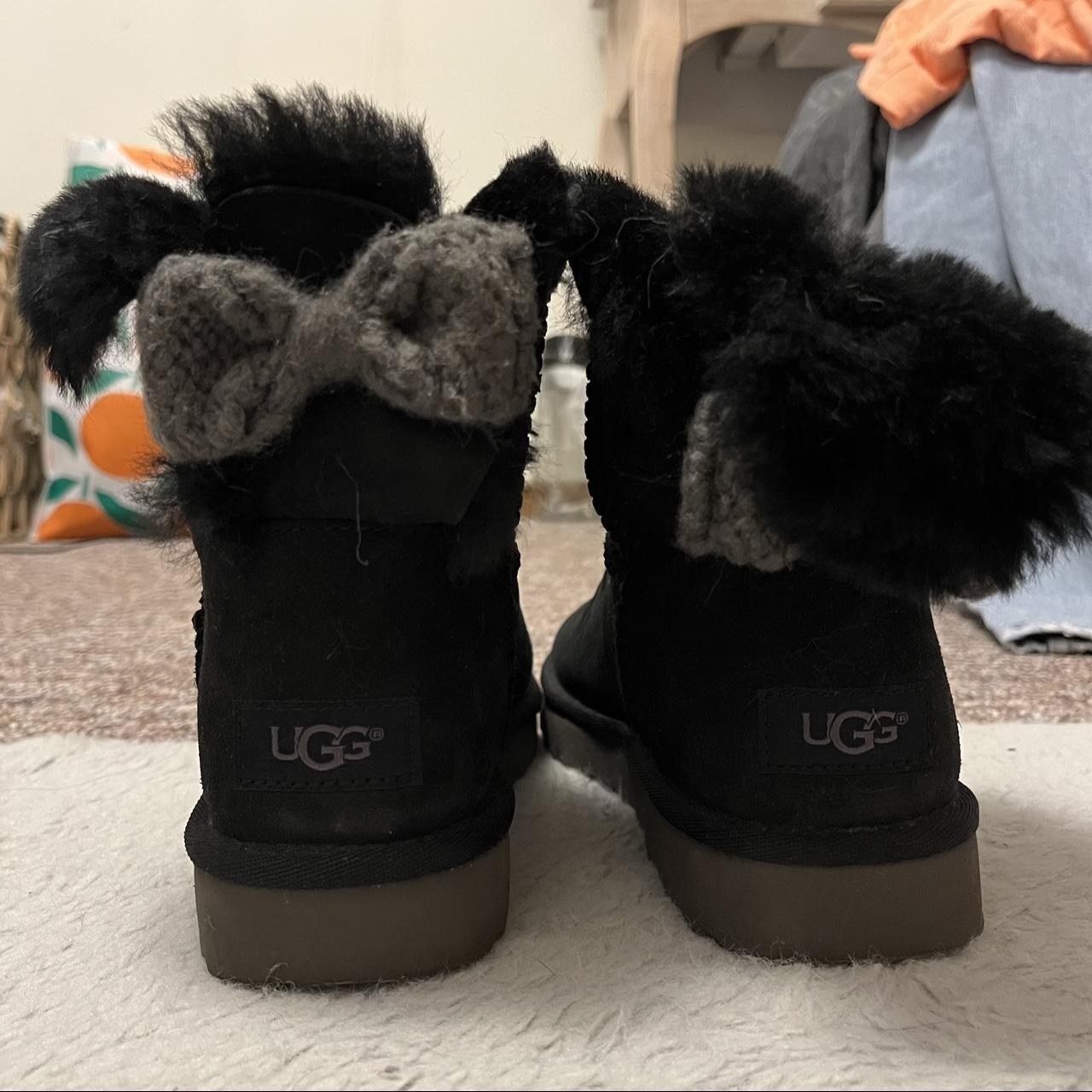 Black uggs with grey bow detail - Depop
