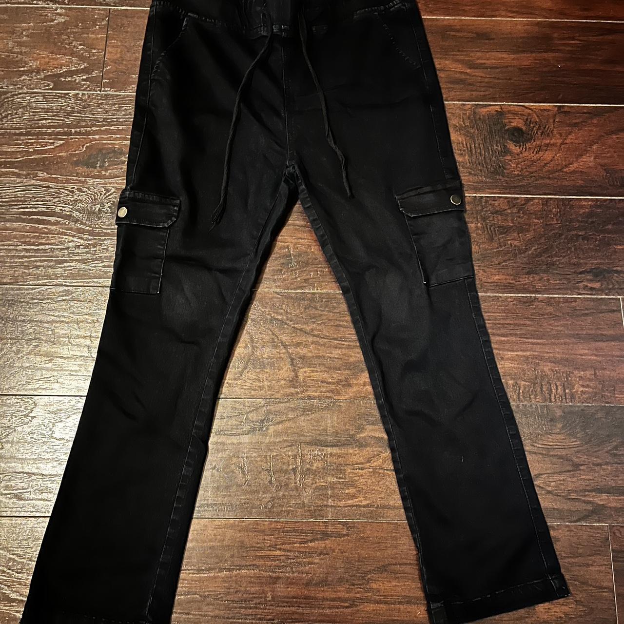 Men’s V.I.P cargo pants Size 32 Depop