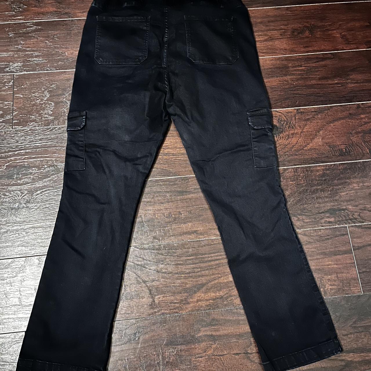 Men’s V.I.P cargo pants Size 32 Depop
