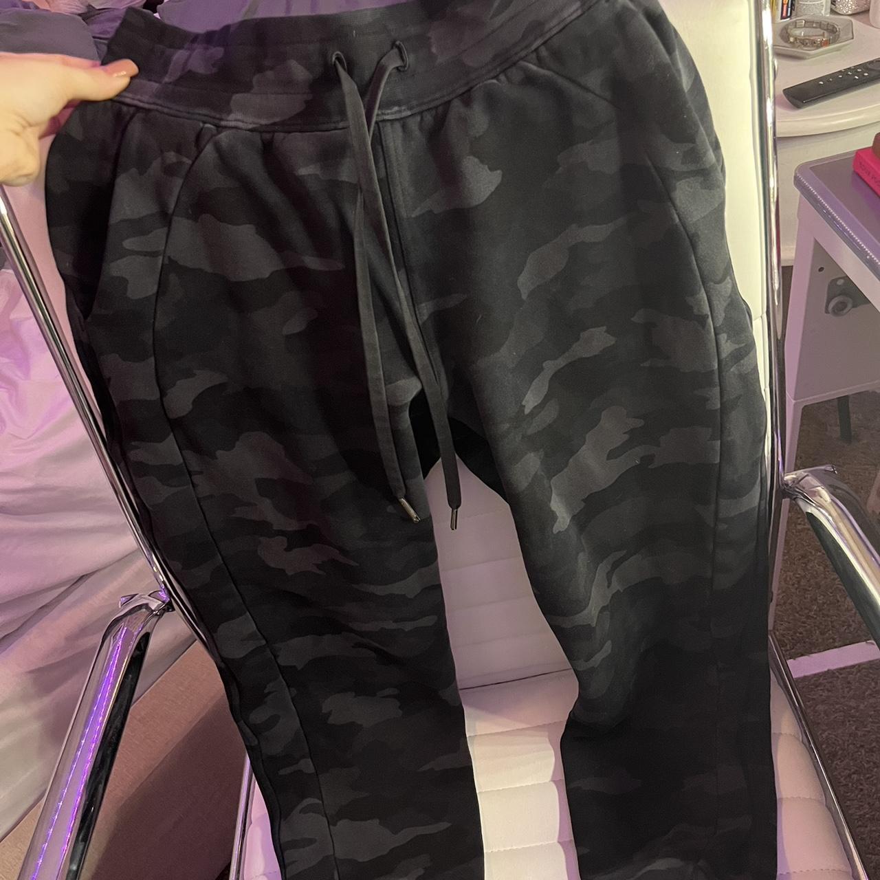 Lulu discount camo joggers