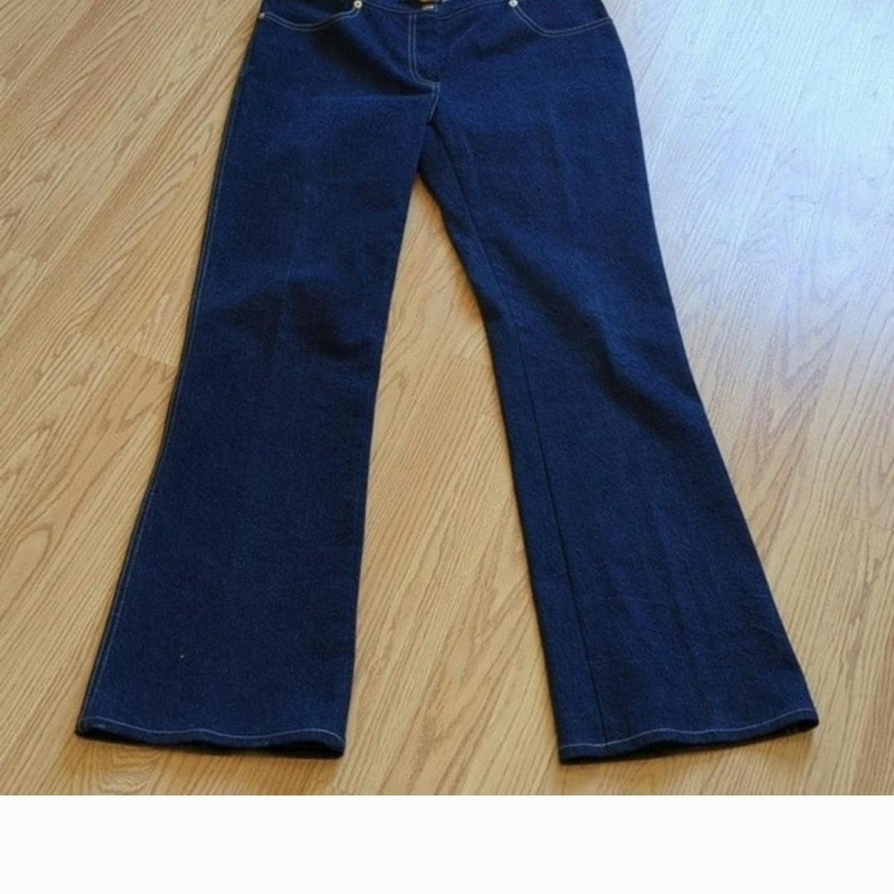 St.John jeans, embellished on back, great condition - Depop