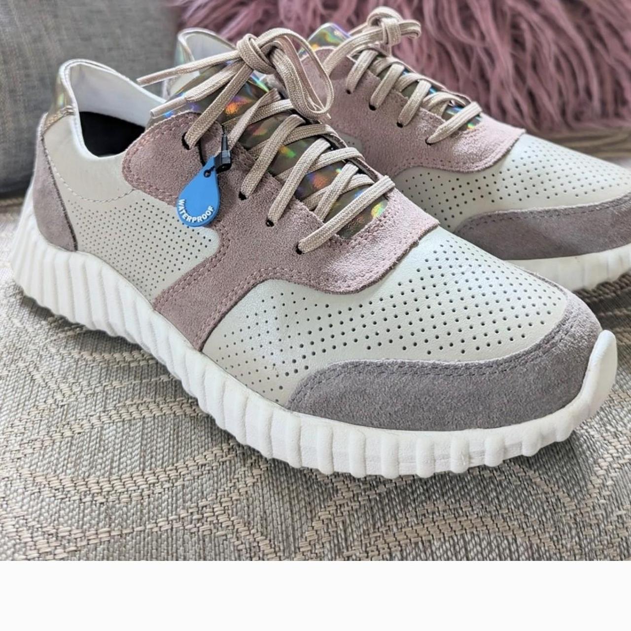 Johnston & Murphy Sneakers, Pink, mauve, beige and... Depop