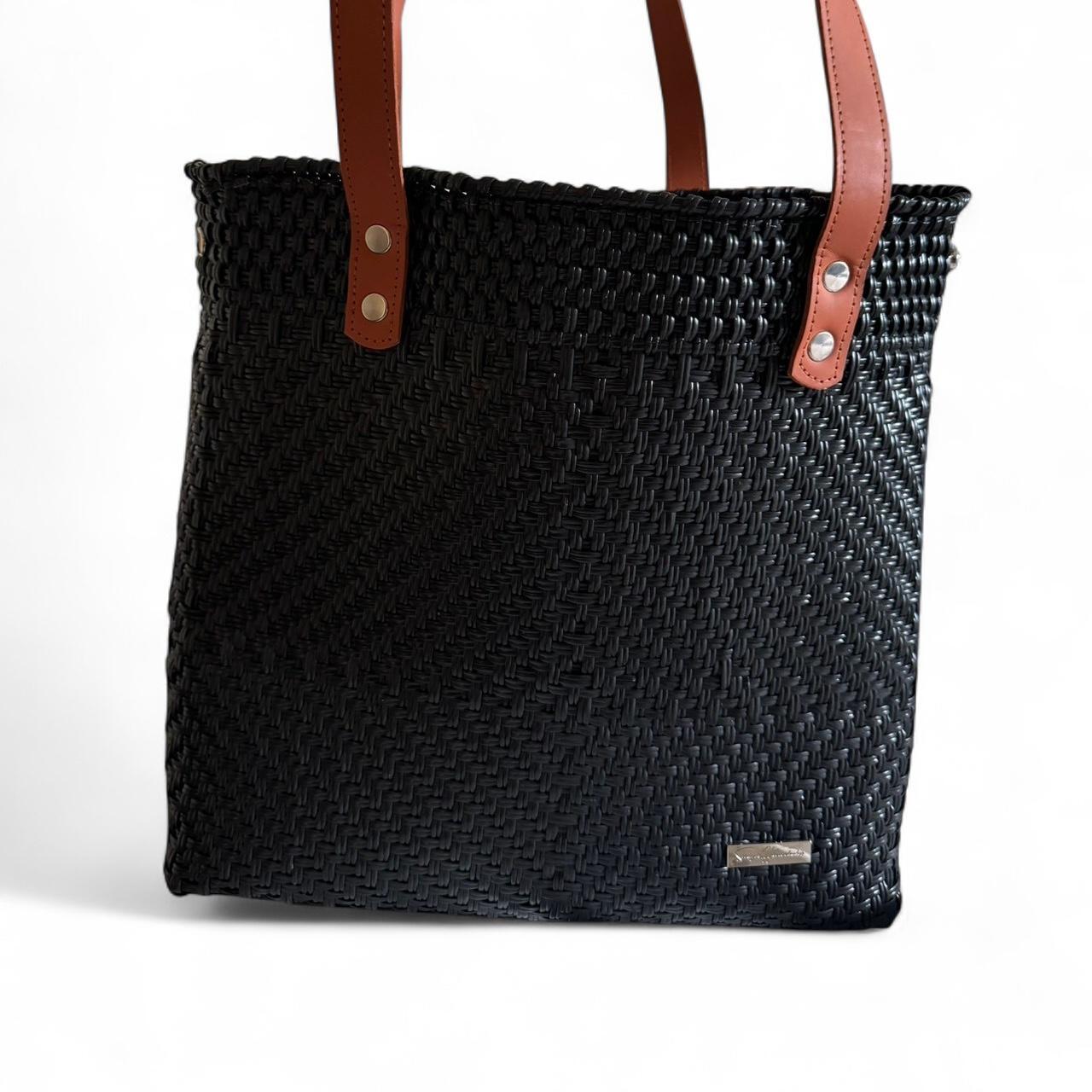 item listed by lizettyfig