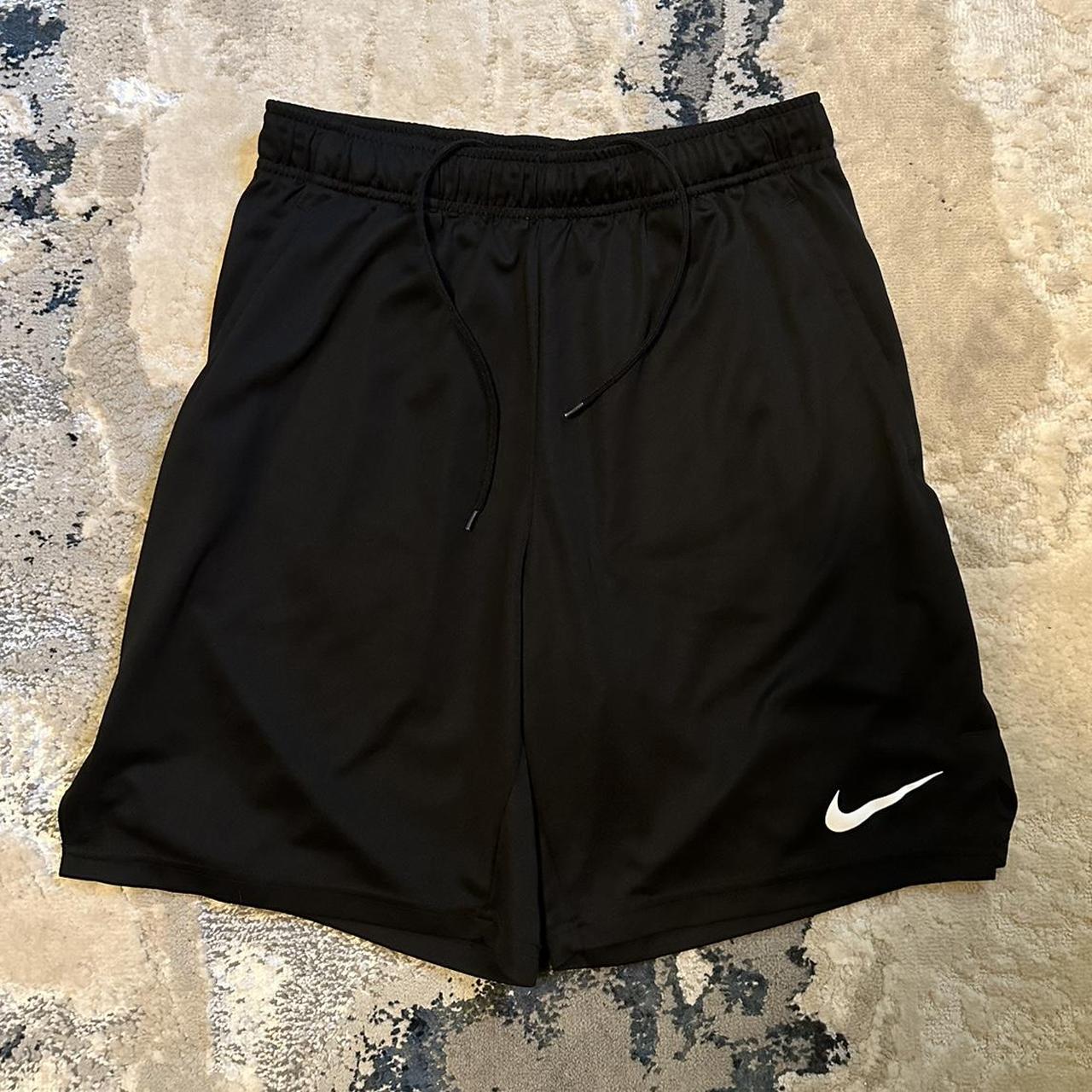 mens black nike shorts 5 inch