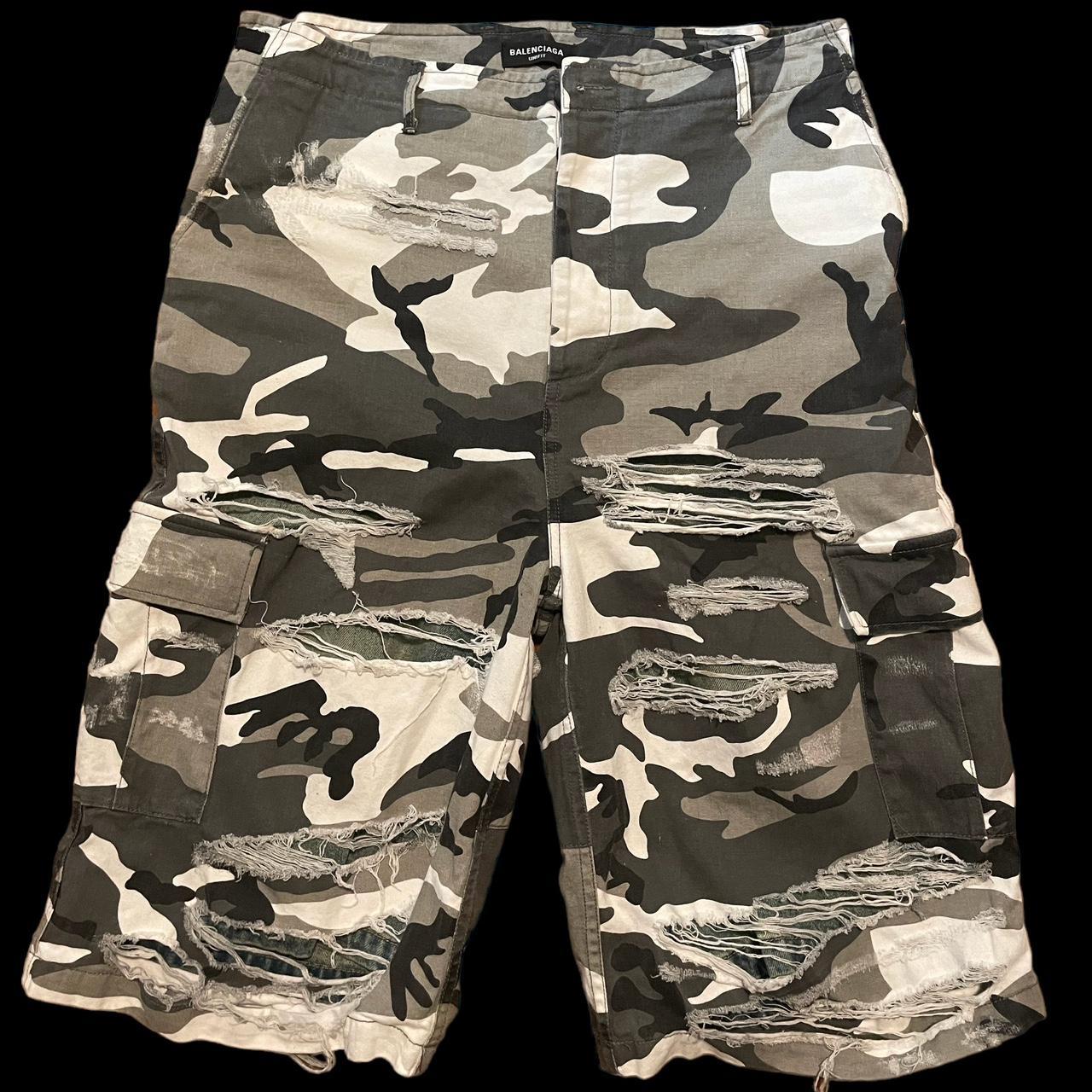 Balenciaga camo shorts - Depop