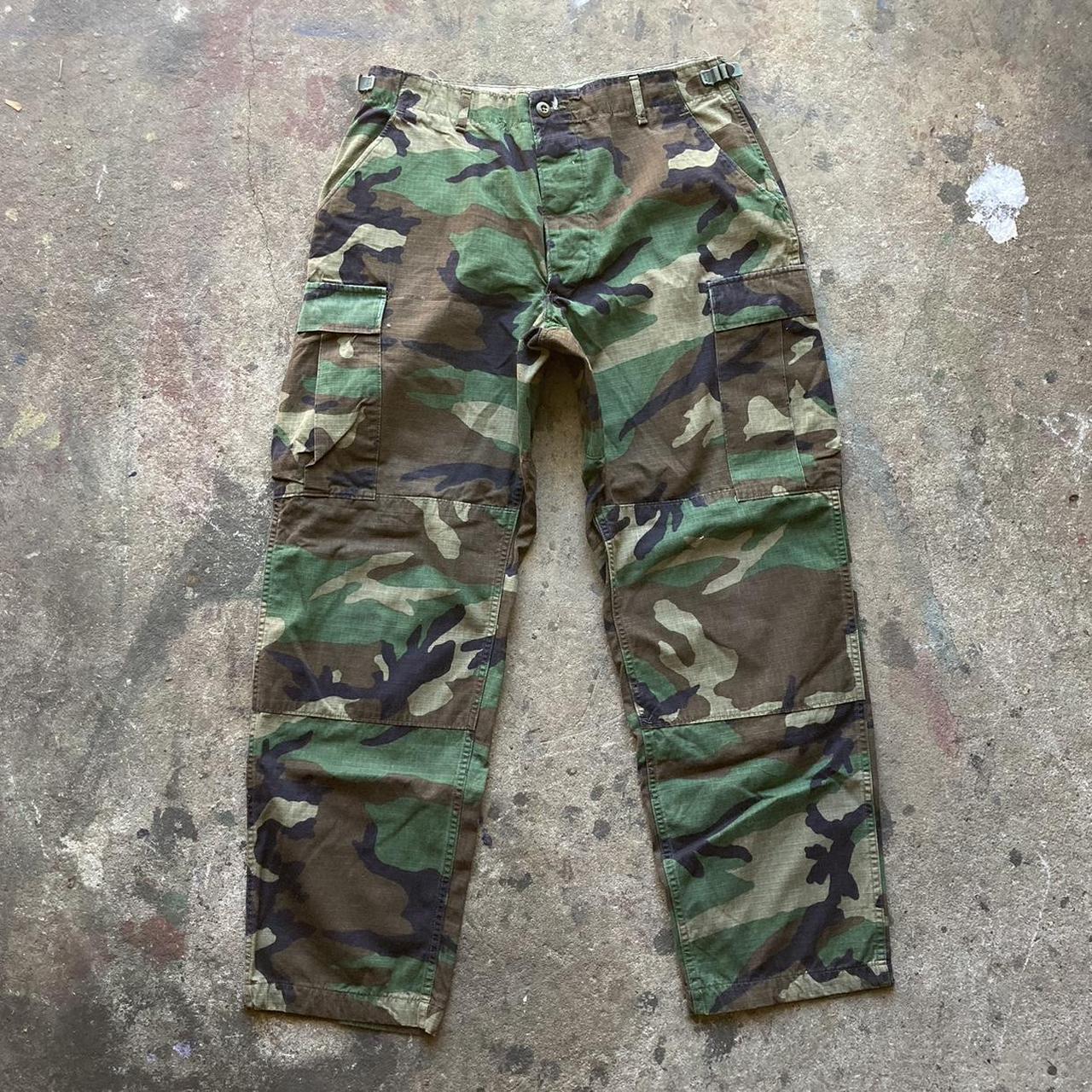 - Vintage Military Woodland Camo Cargo Pants - 35’’... - Depop