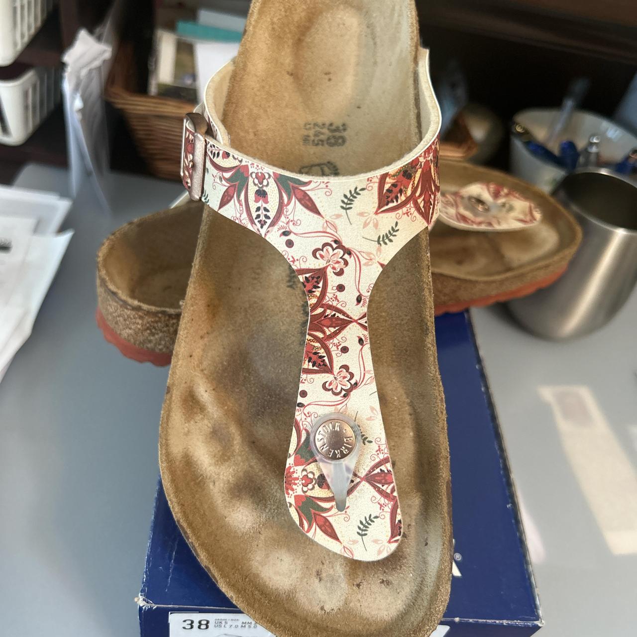 item listed by kellyann780