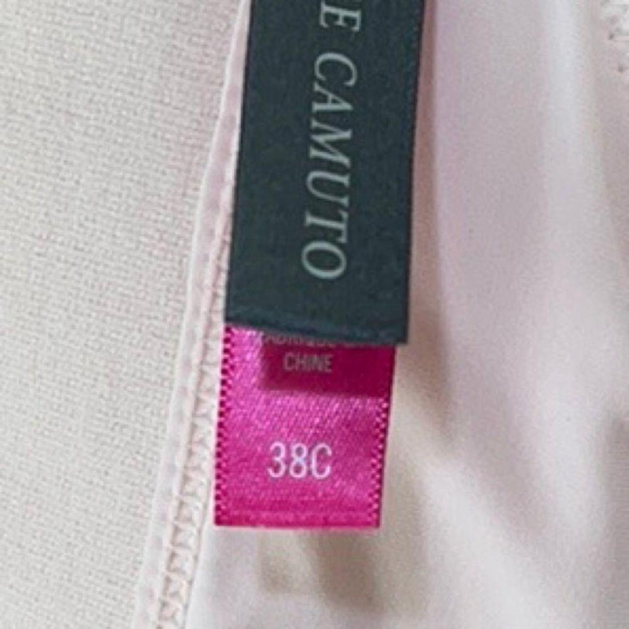 Vince Camuto blush, pink, rose wireless bra Size - Depop