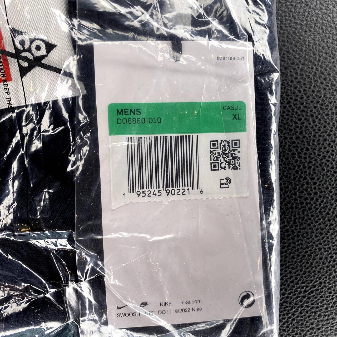 Supreme Nike ACG Grid Tee Black Size XL FW22... - Depop