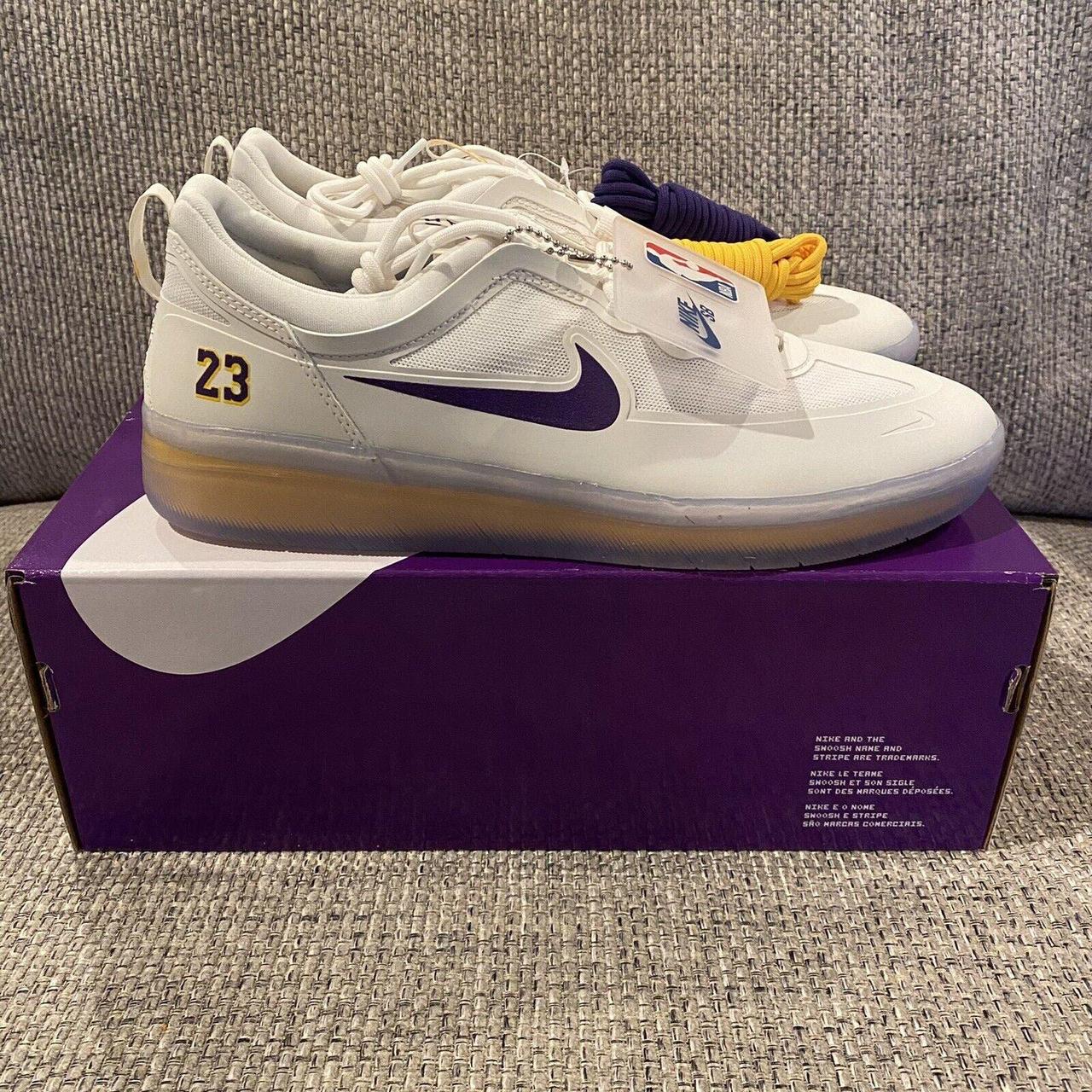 Nike sb lakers best sale