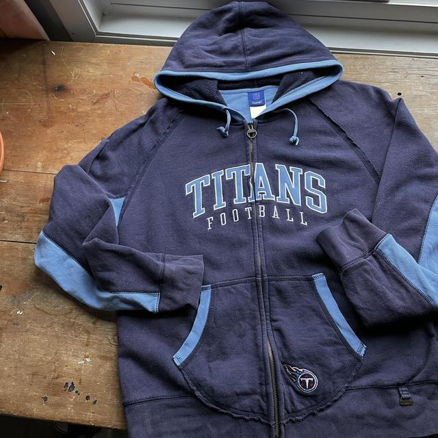 00's Tennessee Titans Reebok crewneck! comfortable - Depop