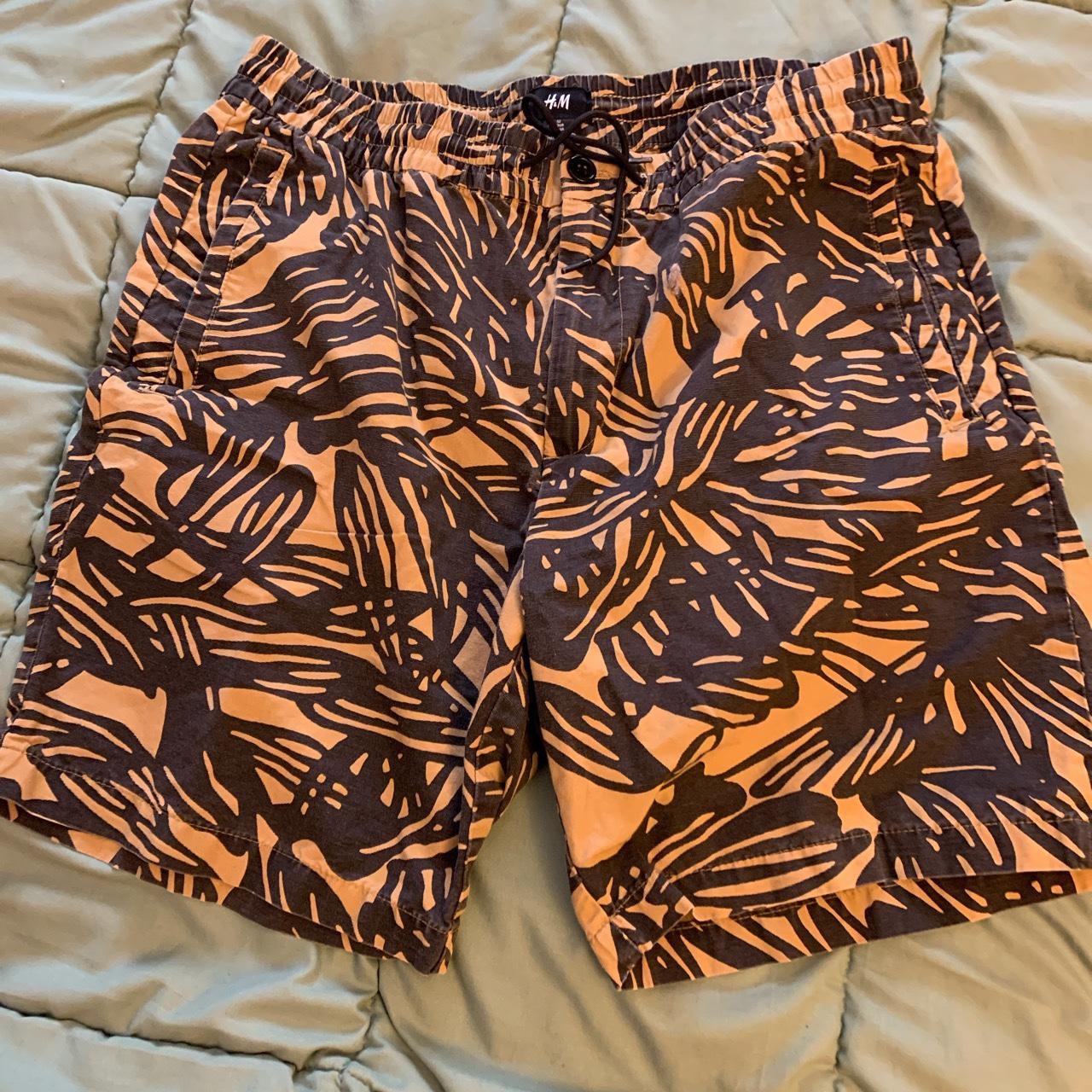 H&m tiger outlet shorts