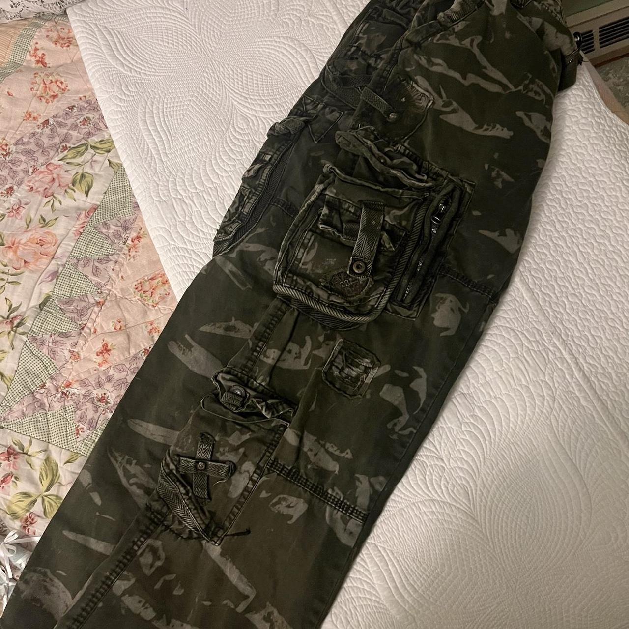 Japanese Brand D.G.Wangzi Lowrise Y2K 2000s Cargos - | Depop