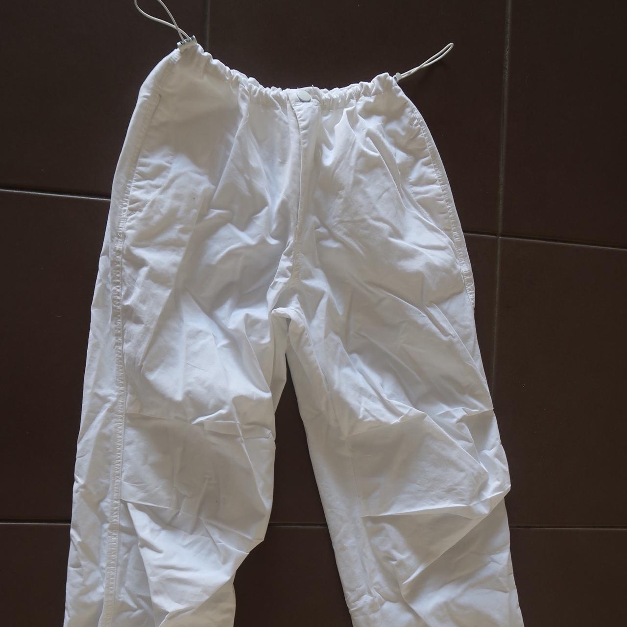 White cargo parachute pants supre Size 8 NEVER WORN - Depop