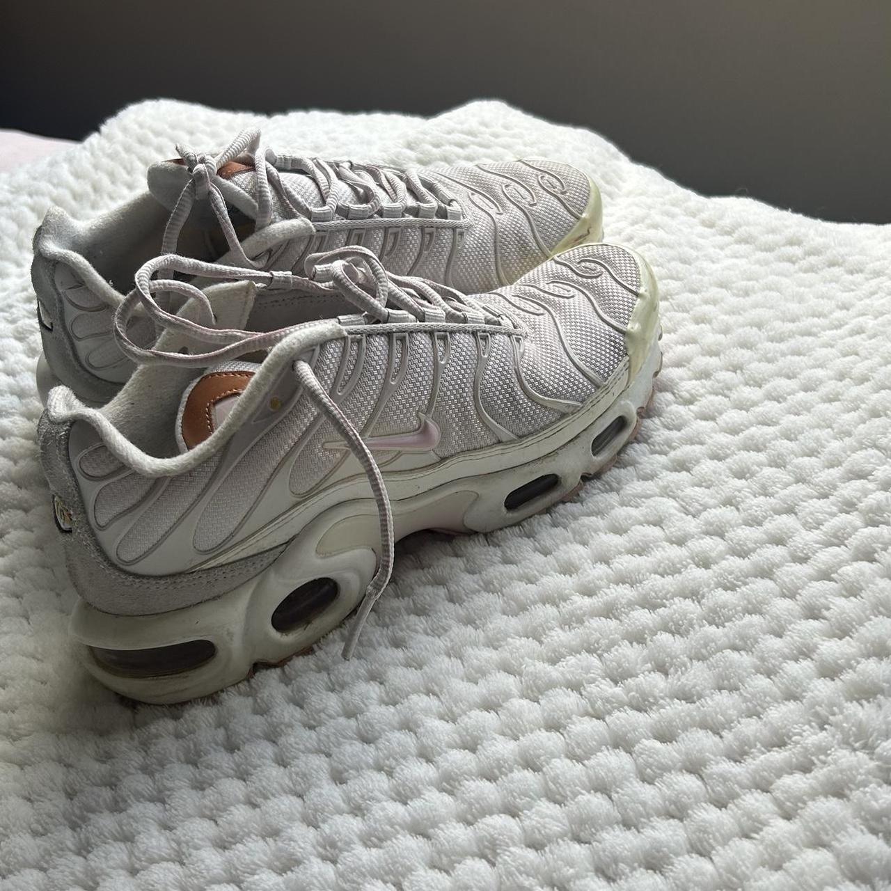 women’s nike pink and white tns in good condition... - Depop