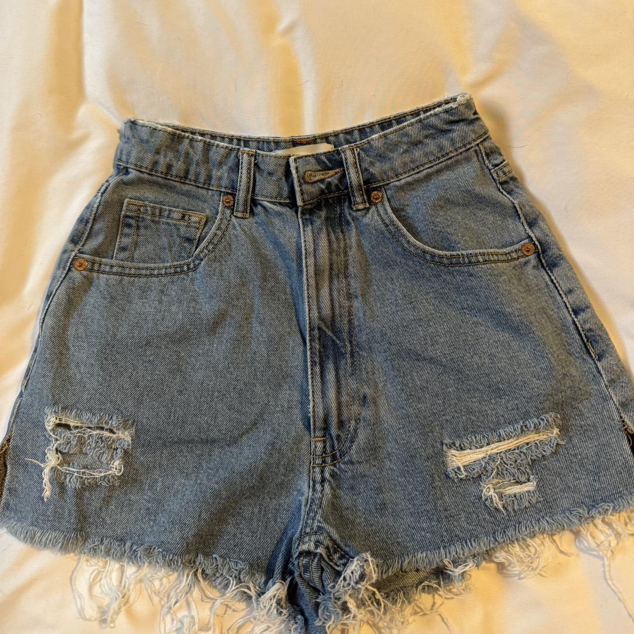 item listed by bexuh