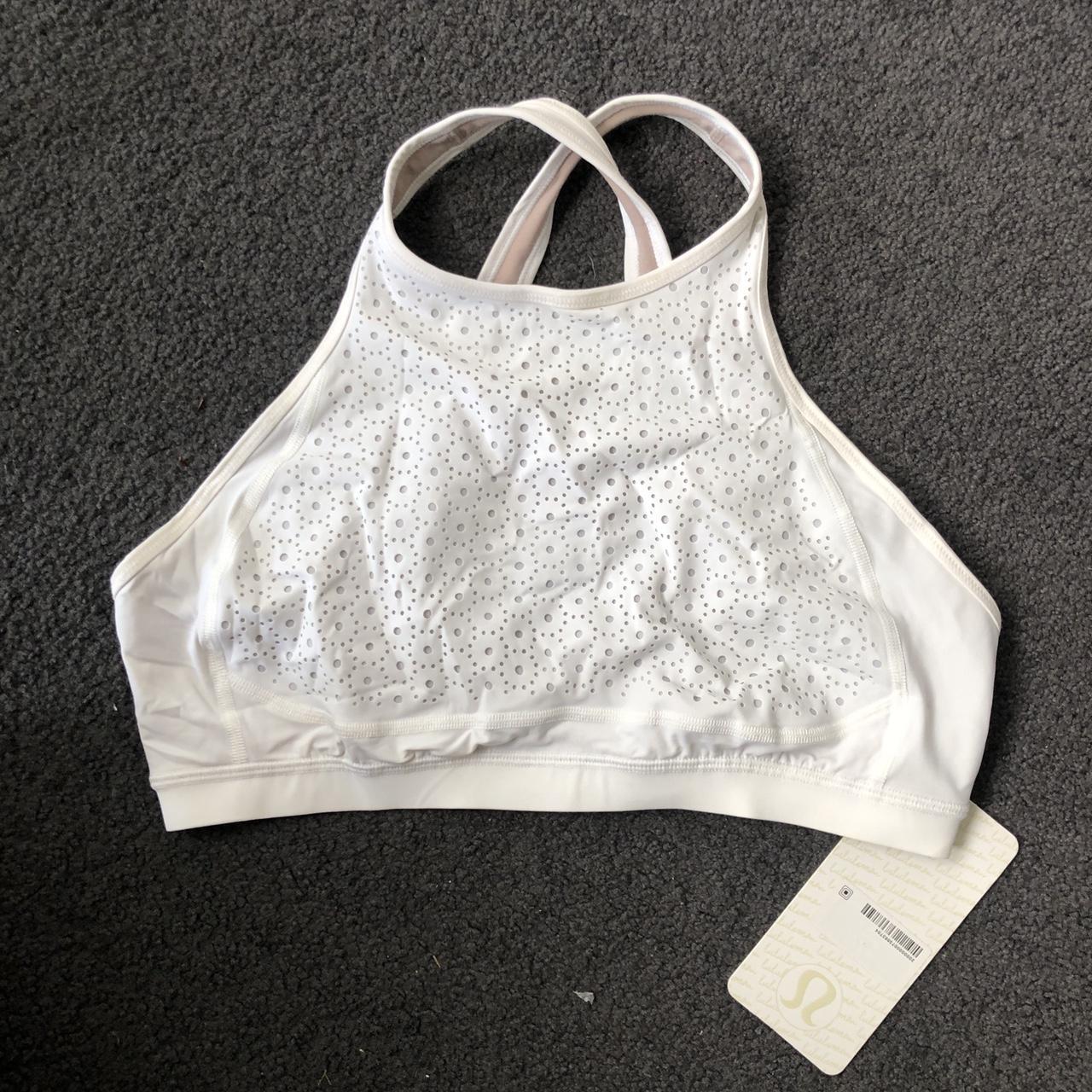 lululemon high neck sports bra - Depop