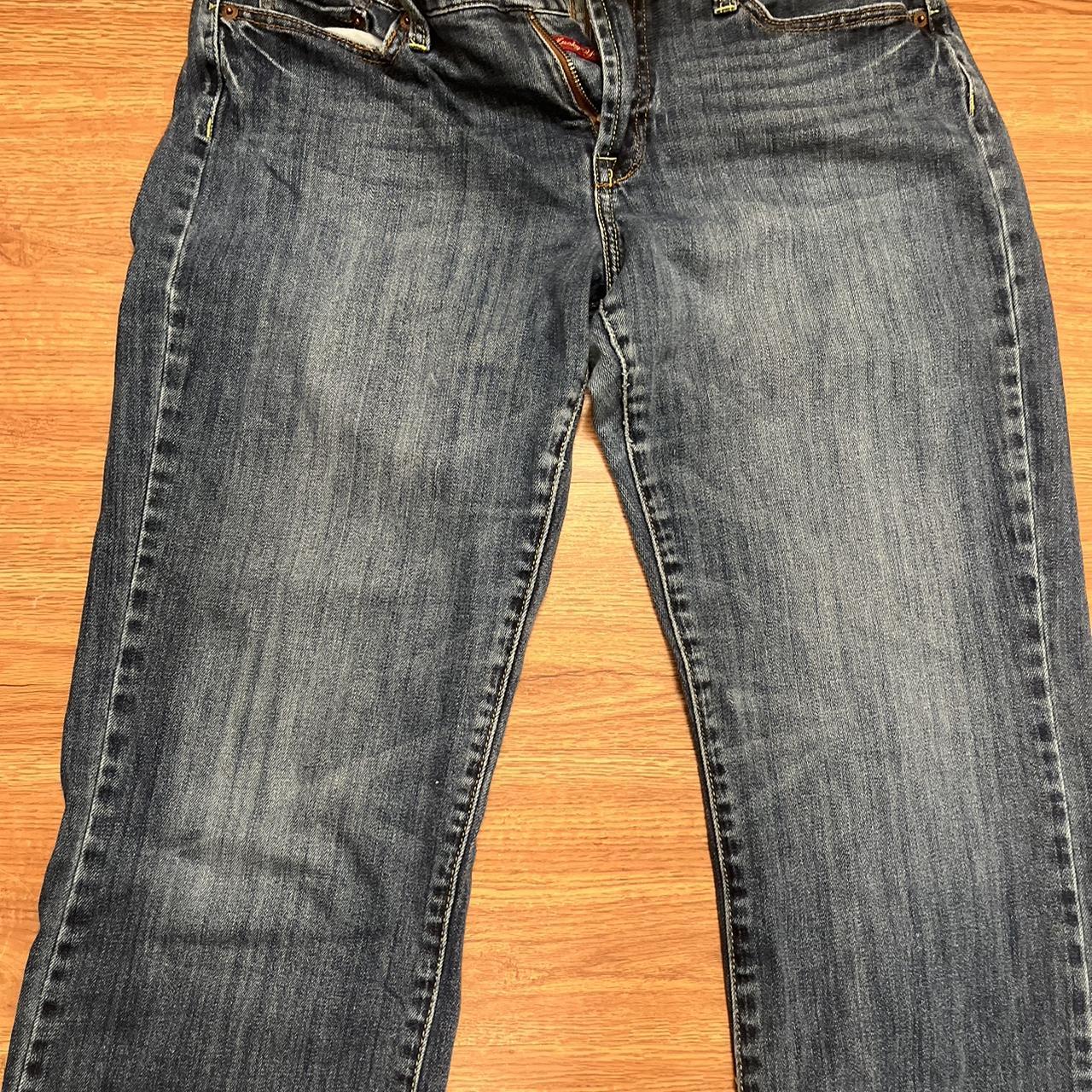 Size 31” lucky brand vintage jeans. Straight fit.