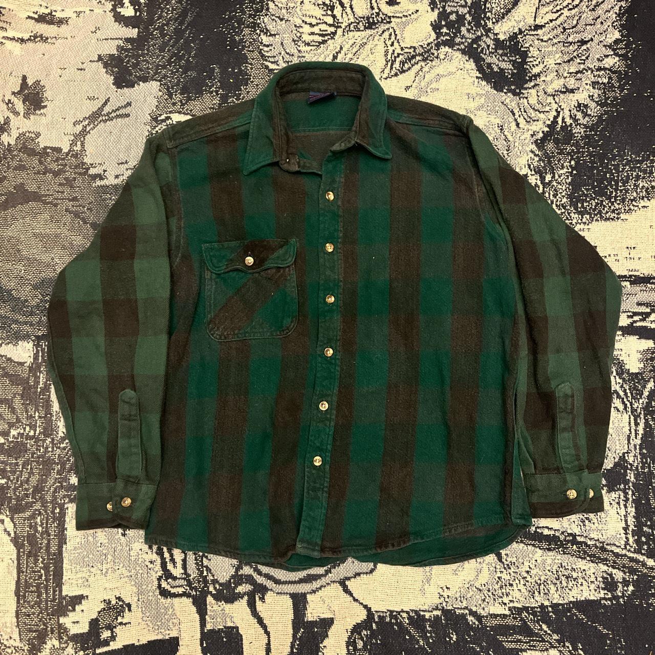 Vintage 80s boxy plaid cotton flannel Nice pine... - Depop