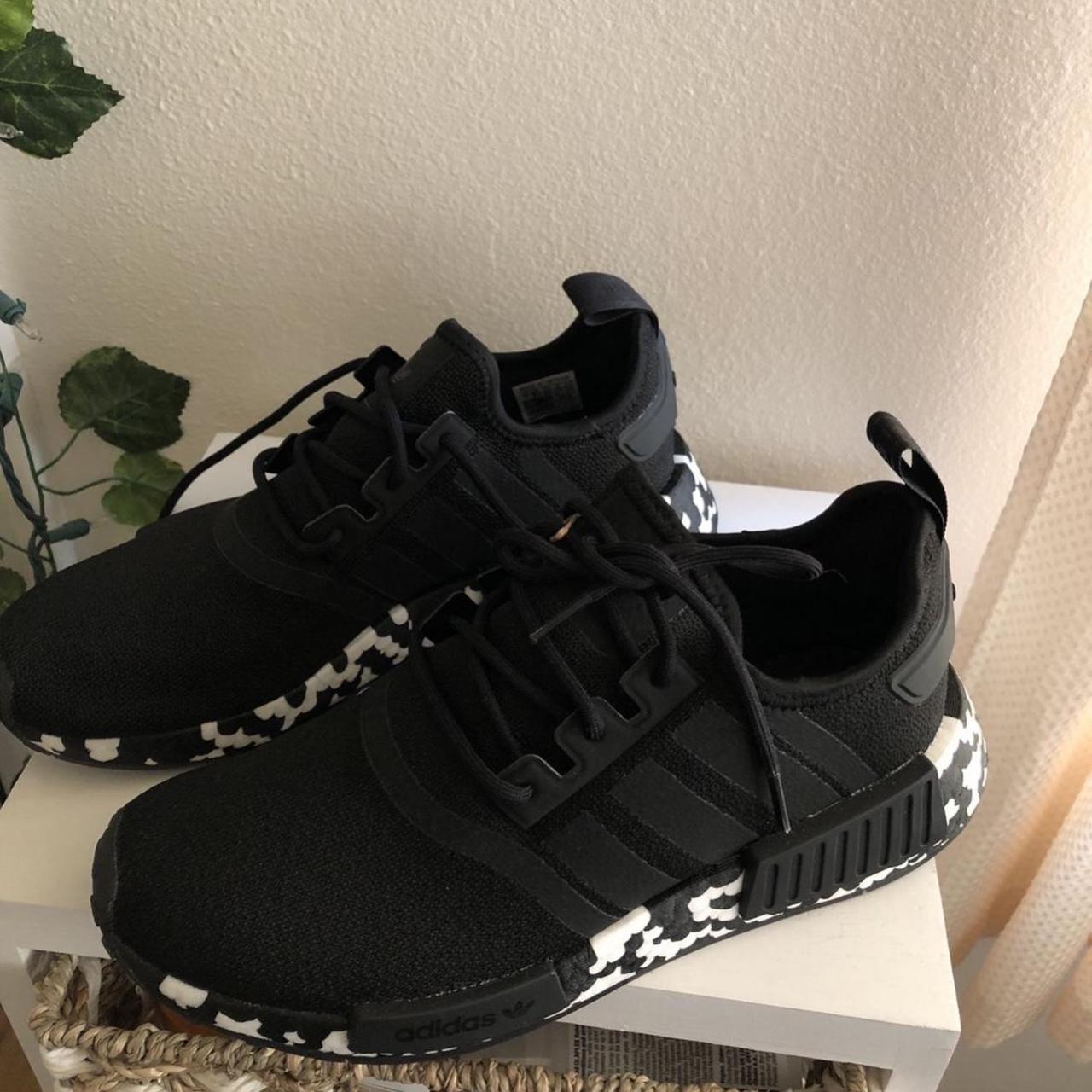 Adidas originals nmd top r1 size 7