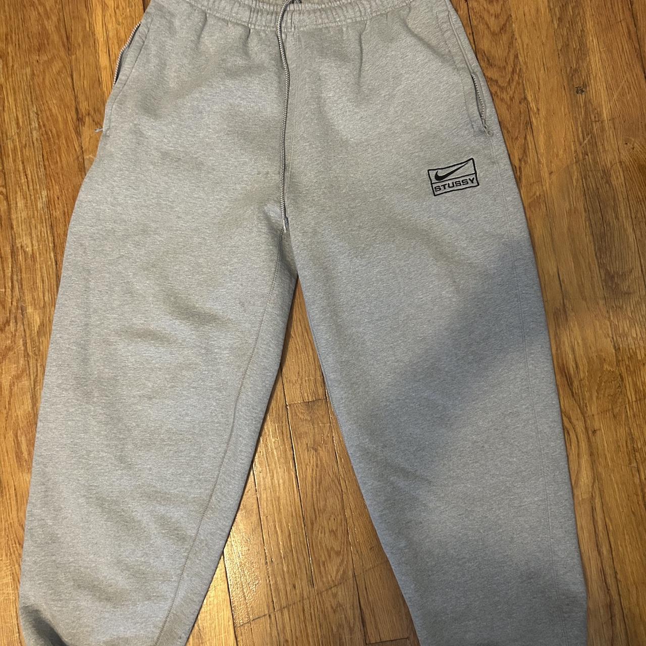 nike joggers depop