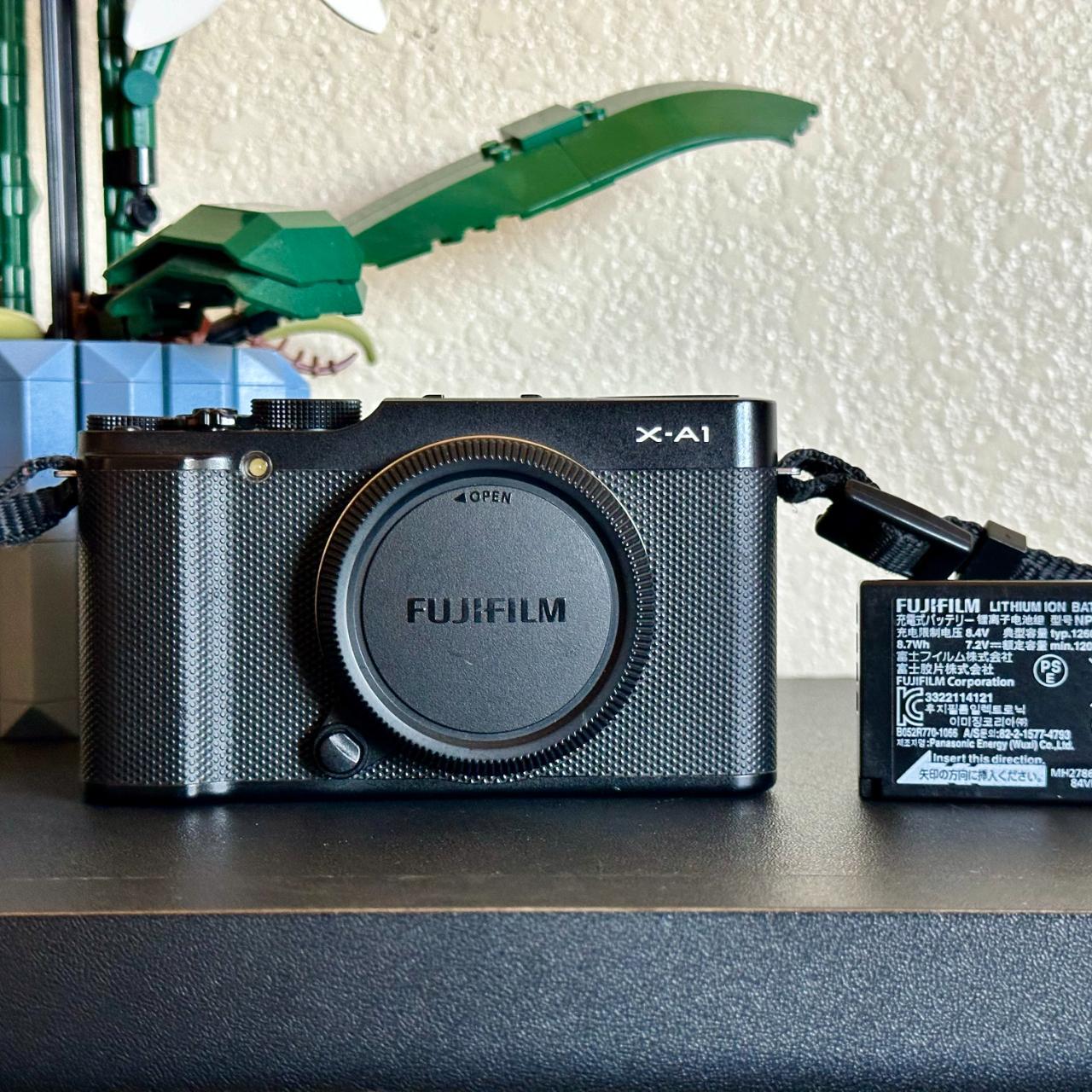 FUJIFILM XA1 Mirrorless Digital Camera this... Depop