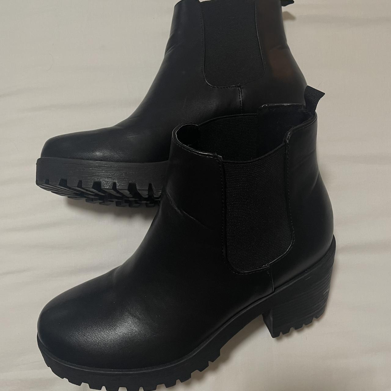 item listed by savdarrah