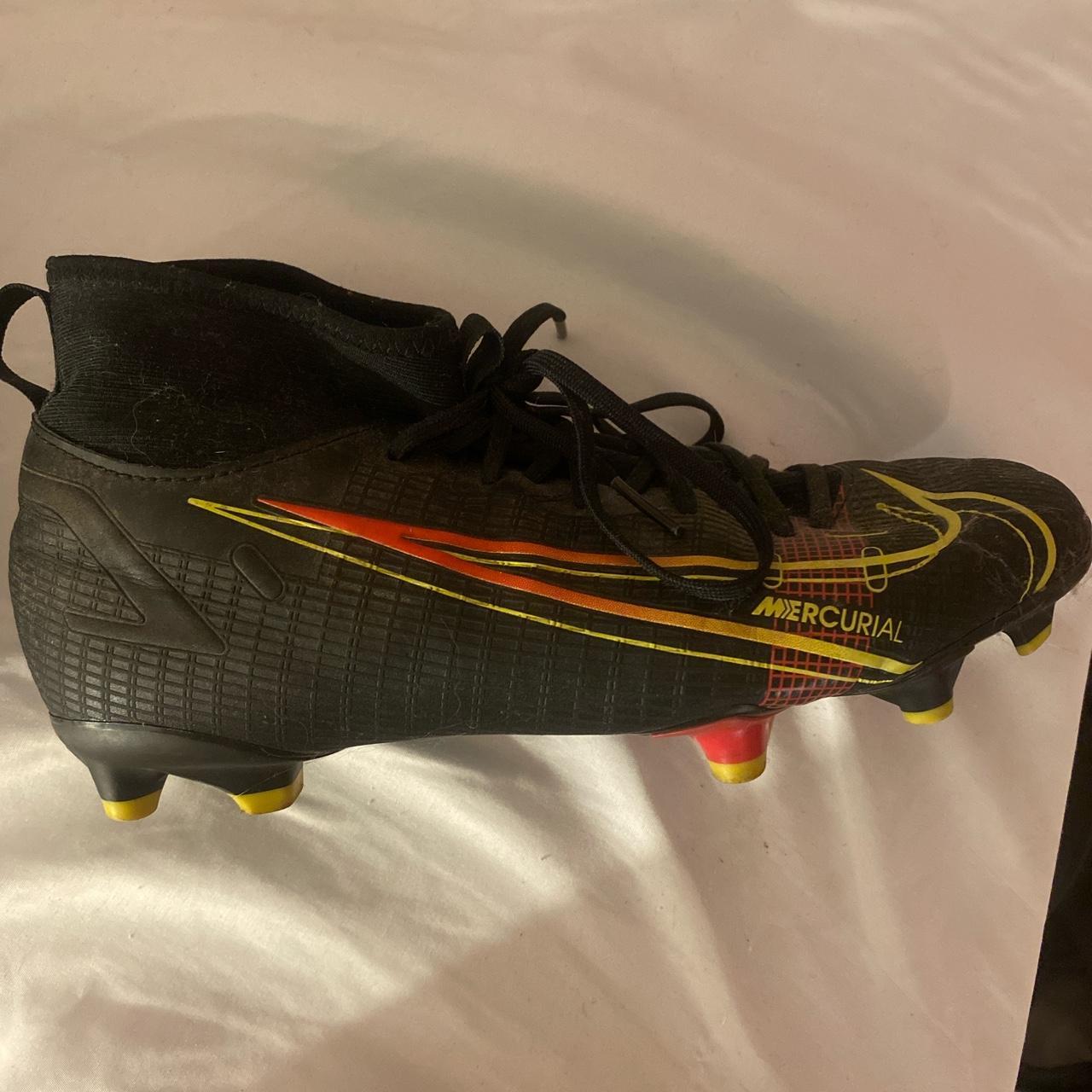 2005 nike football cleats