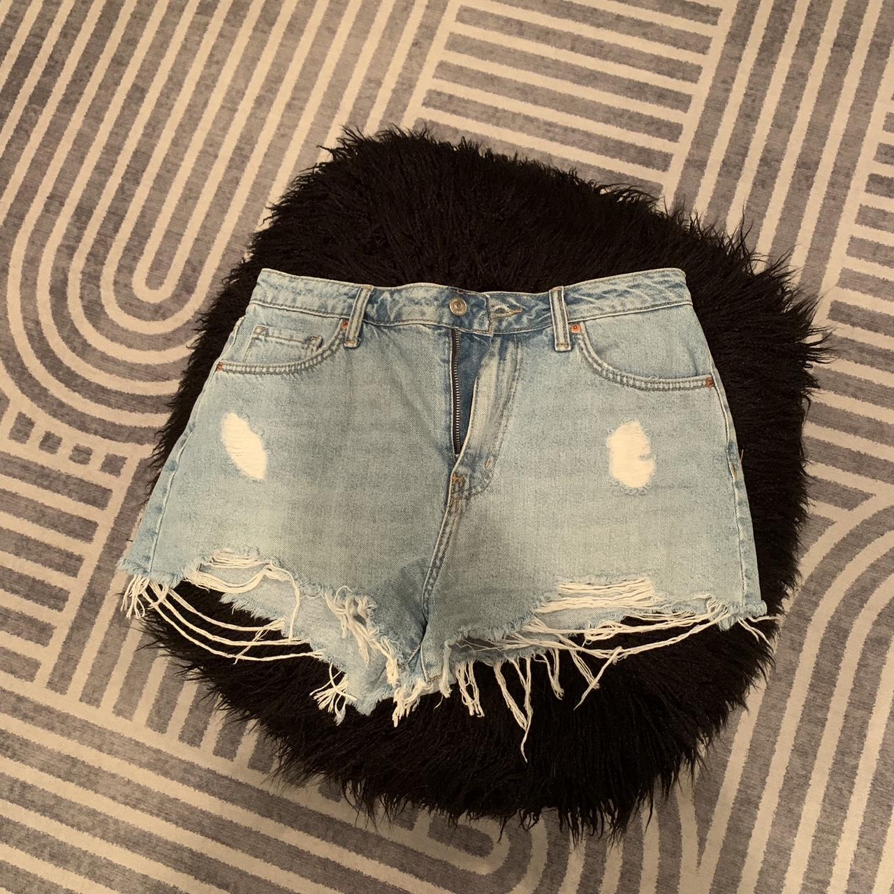 item listed by abbyondras12